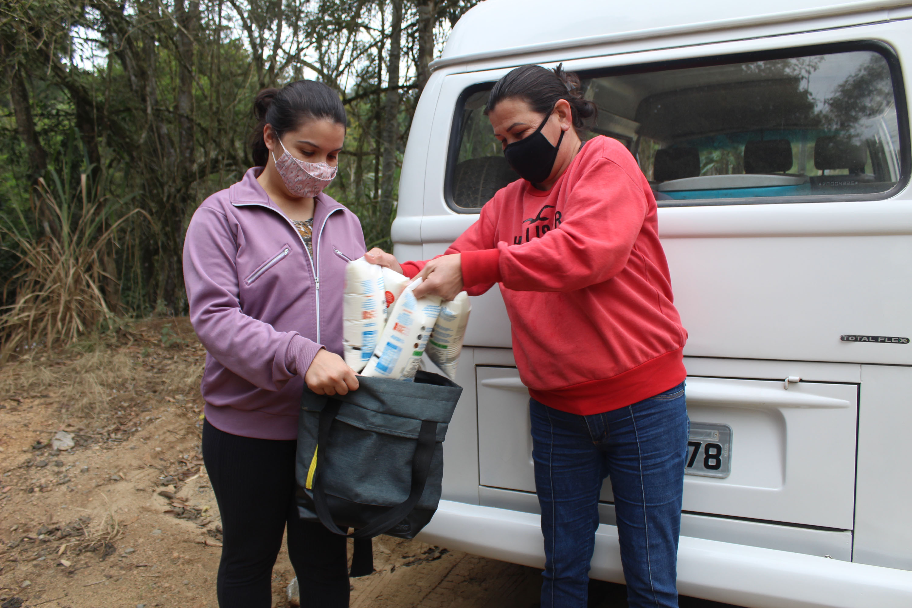 Programa Leite das Crianças leva segurança alimentar ao Vale do Ribeira
