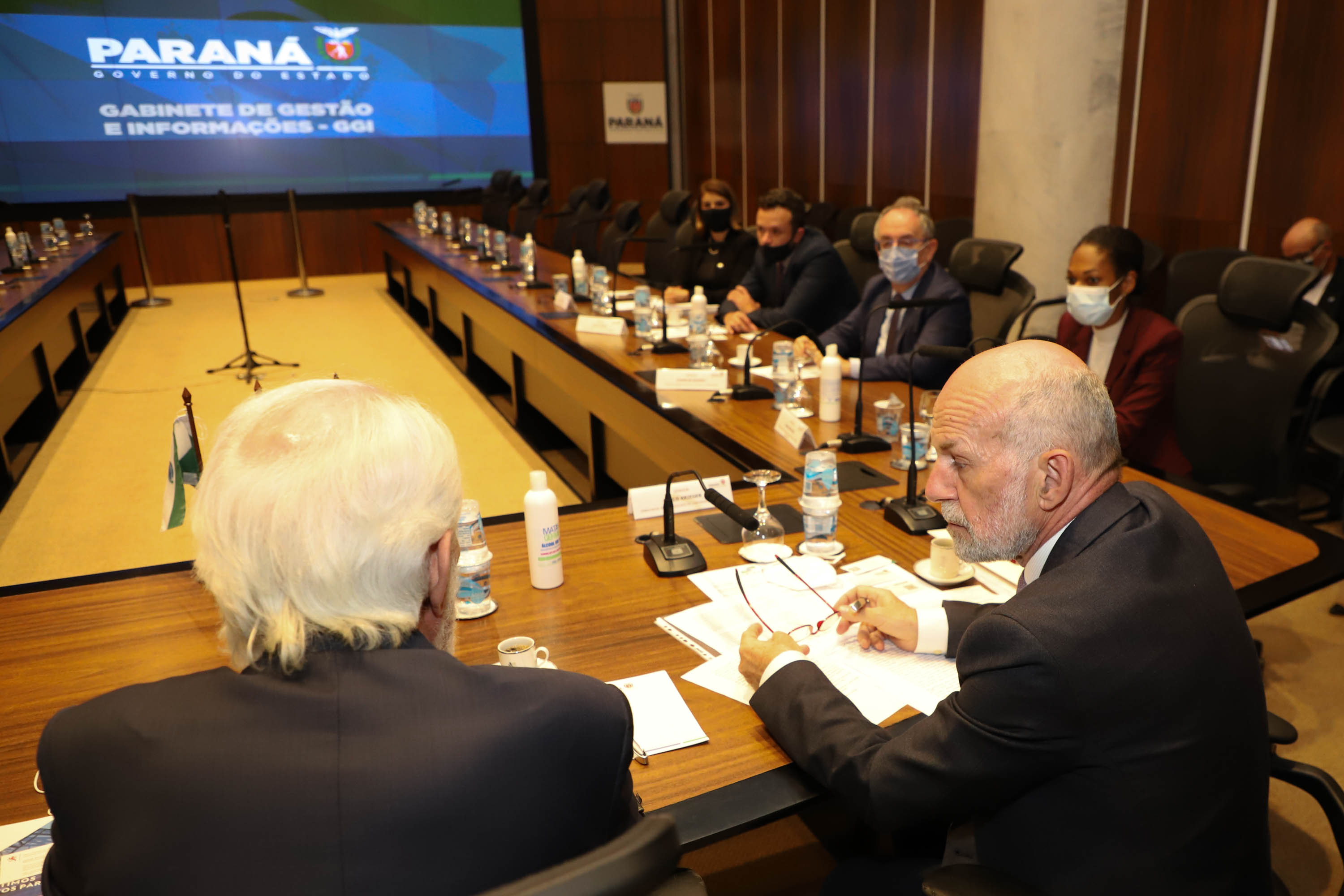 Governo do Paraná apresenta potenciais do Estado para comitiva da Embaixada de Luxemburgo