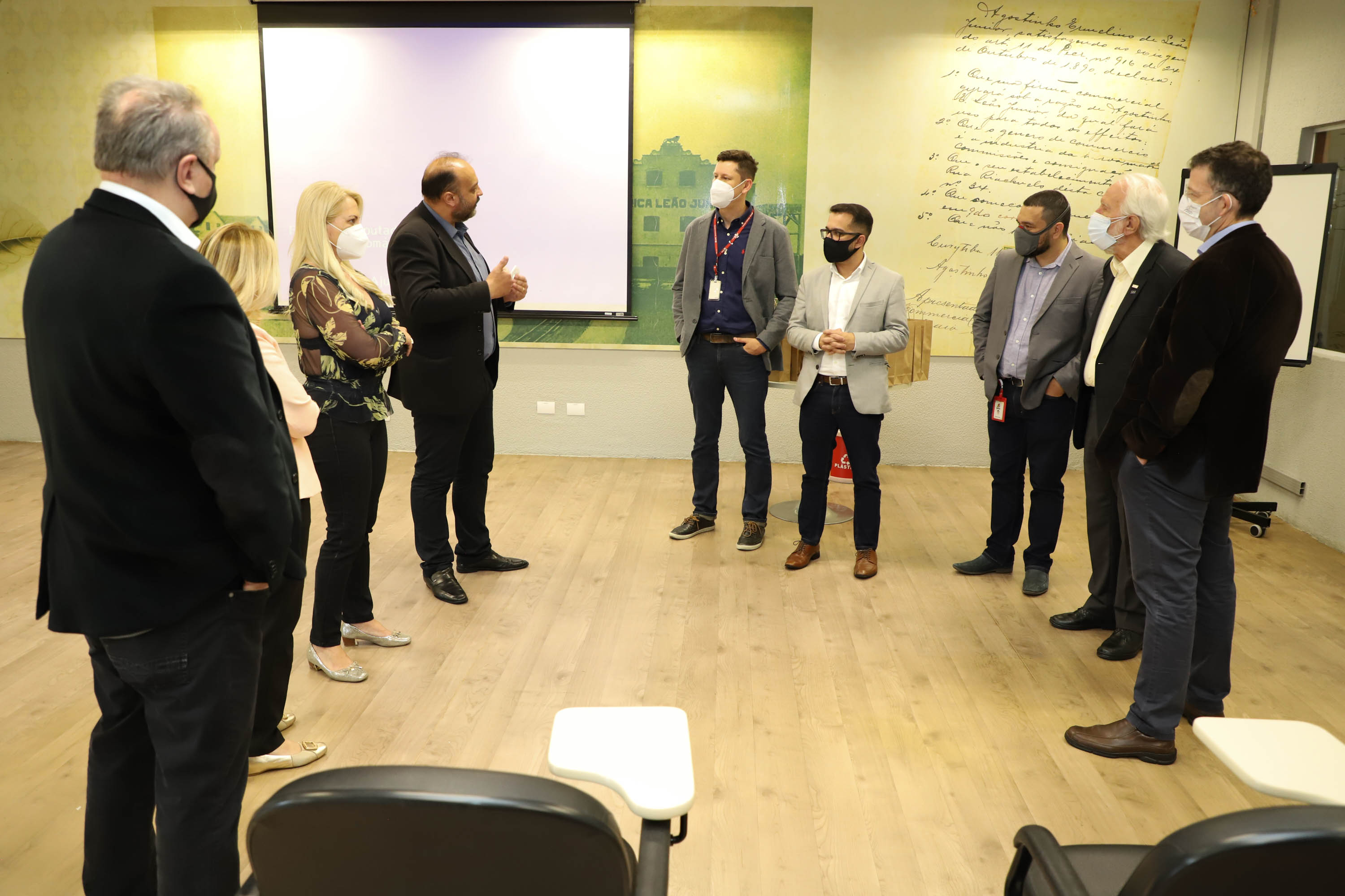 Vice Governador Darci Piana  Visita Fabrica de Chá Leão em Fazenda Rio Grande.