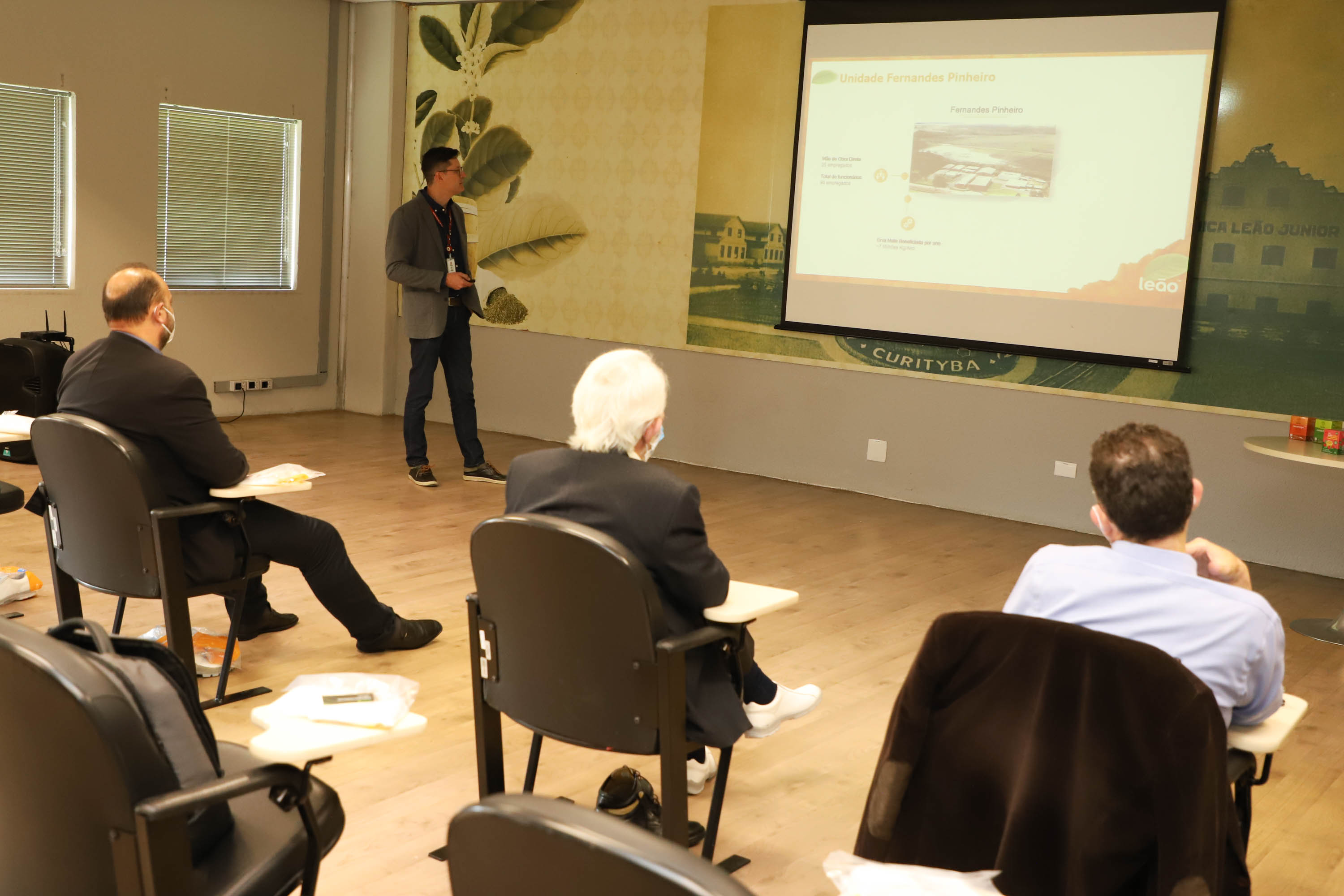 Vice Governador Darci Piana  Visita Fabrica de Chá Leão em Fazenda Rio Grande.