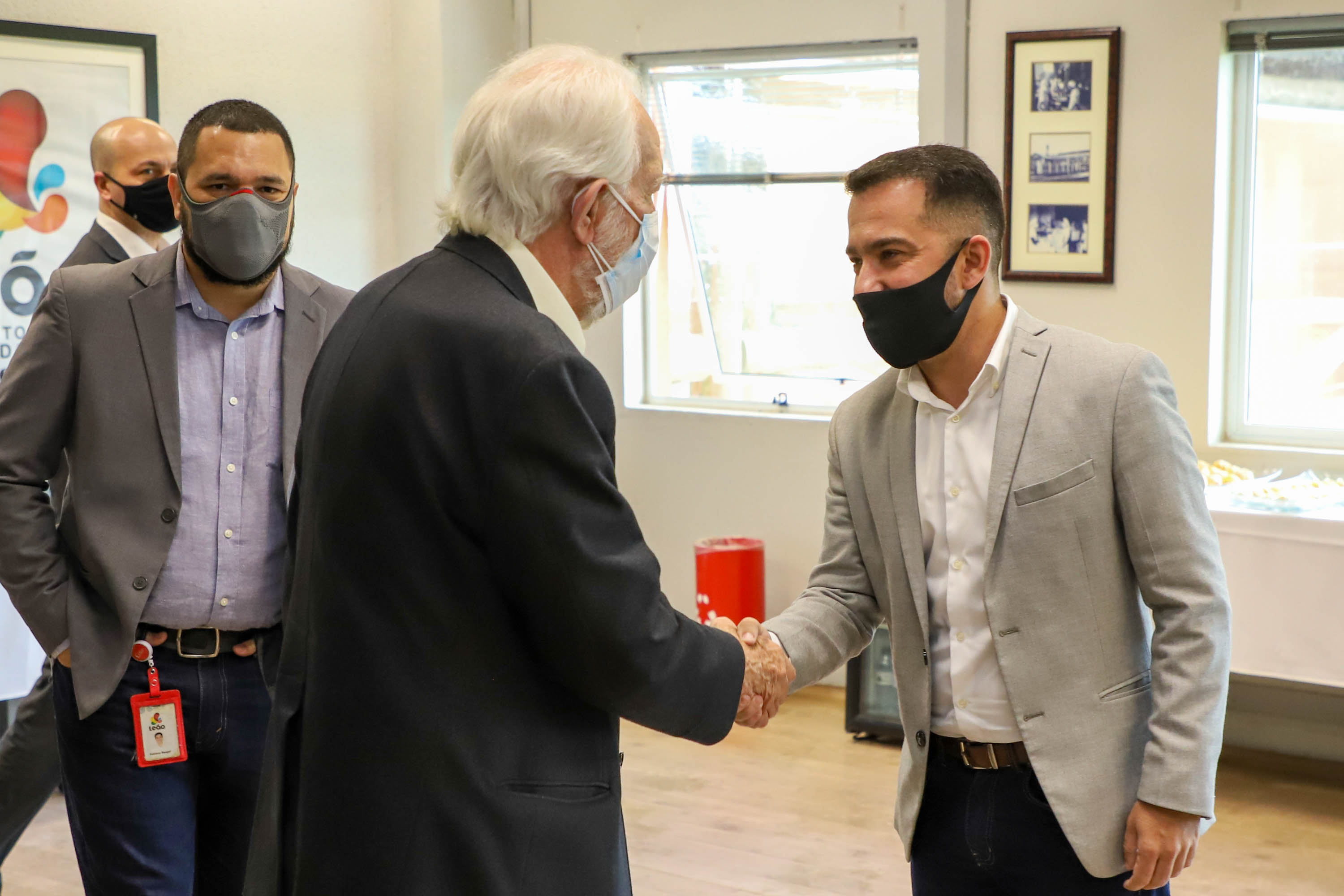 Vice Governador Darci Piana  Visita Fabrica de Chá Leão em Fazenda Rio Grande.