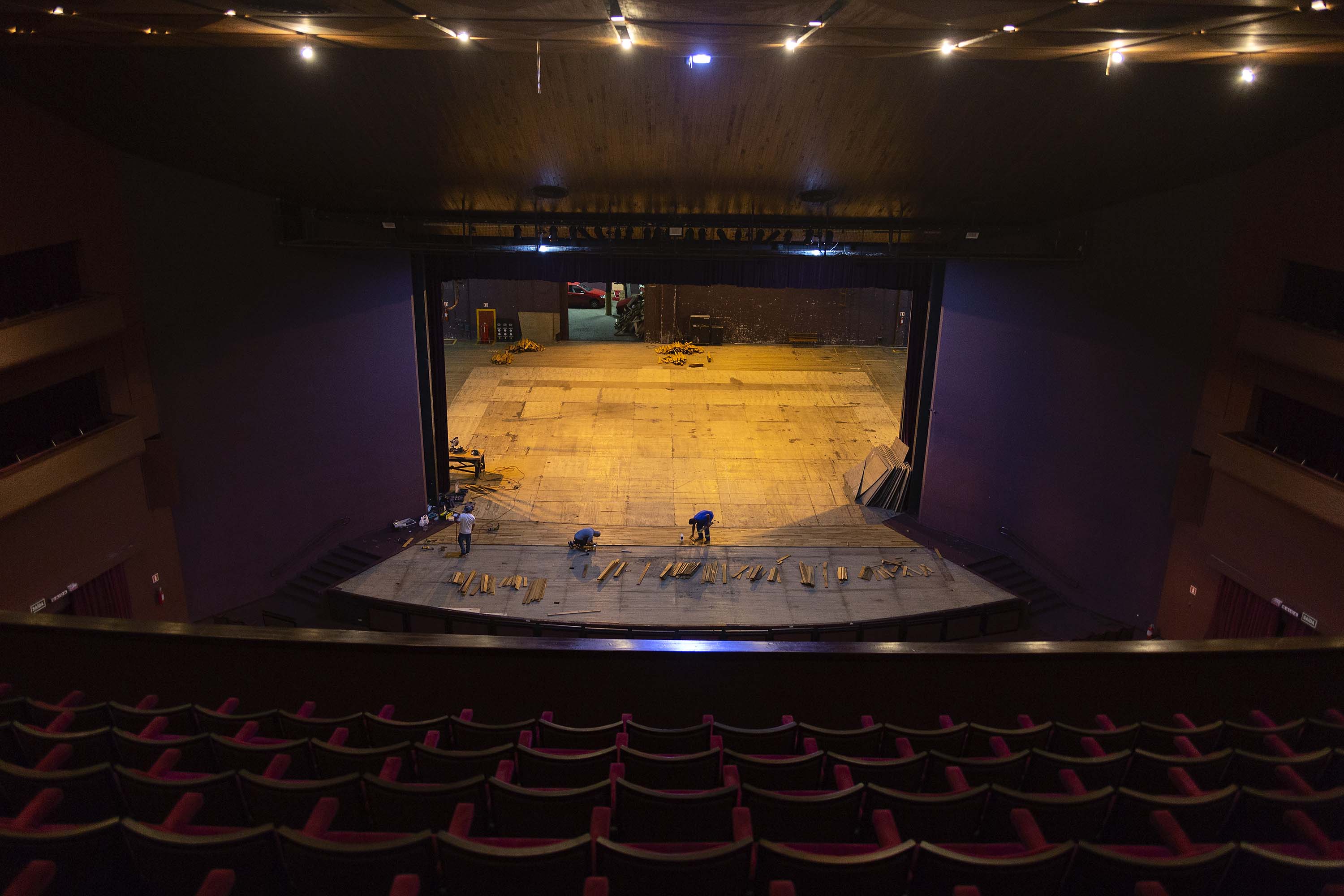 Reforma prepara Teatro Guaíra para espetáculos em 2022