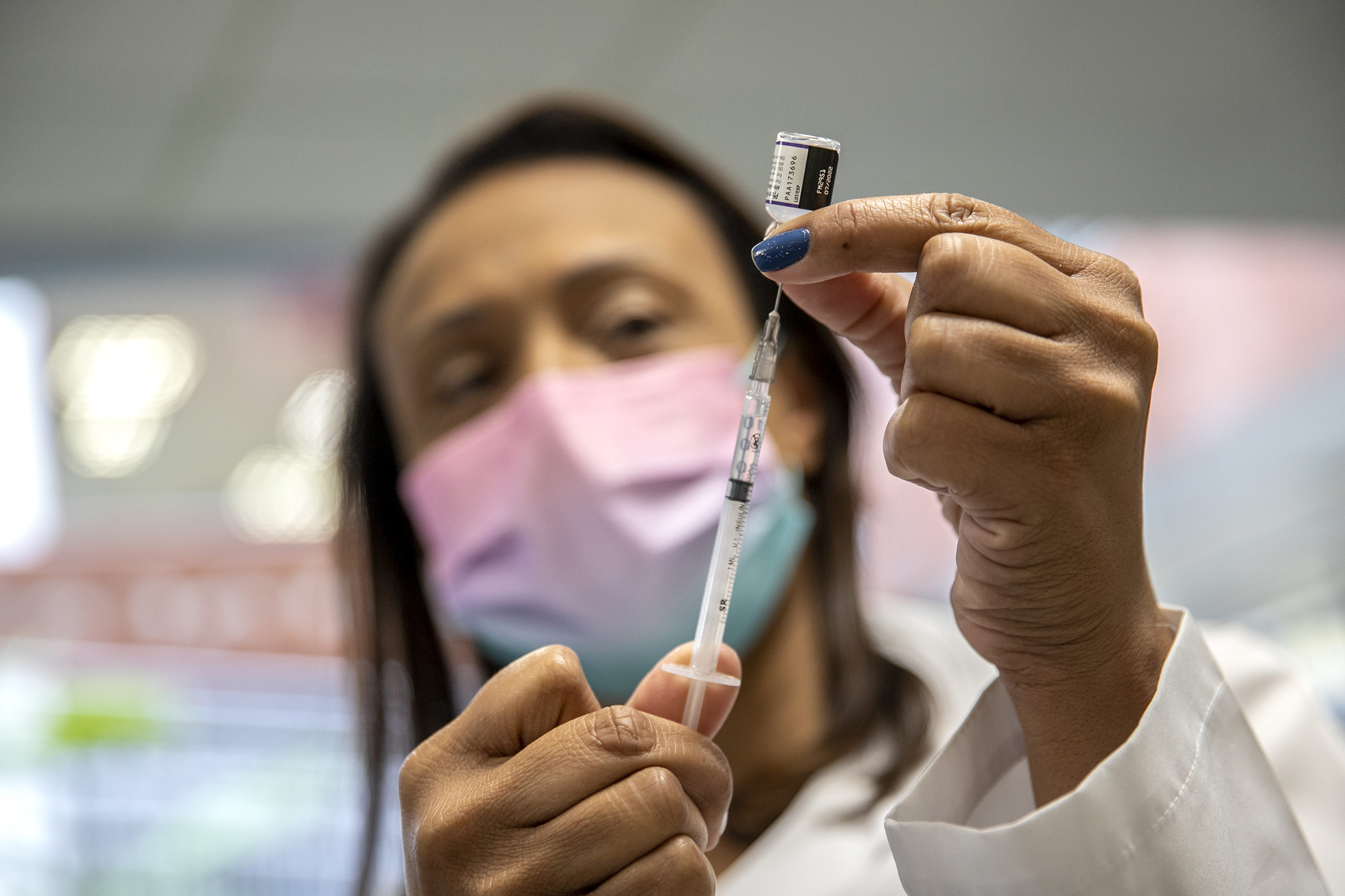 Ação itinerante de vacinação na área portuária imuniza quase 526 trabalhadores