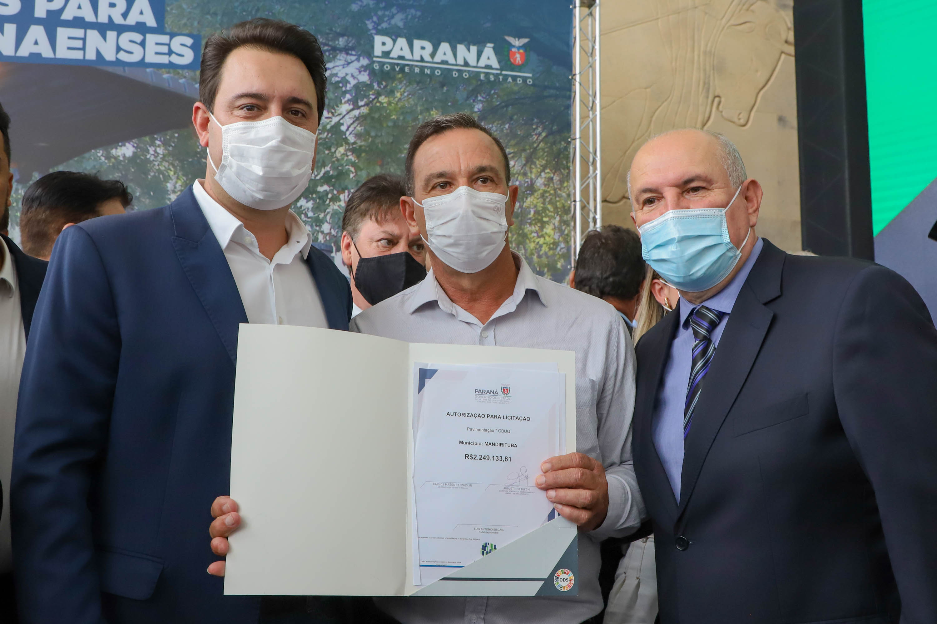 Governador Carlos Massa Ratinho Junior Libera 420 Milhoes para açoes de Desenvolvimento Urbano em quase 300 Municipios do Estado. Foto: Ari Dias/ AEN.