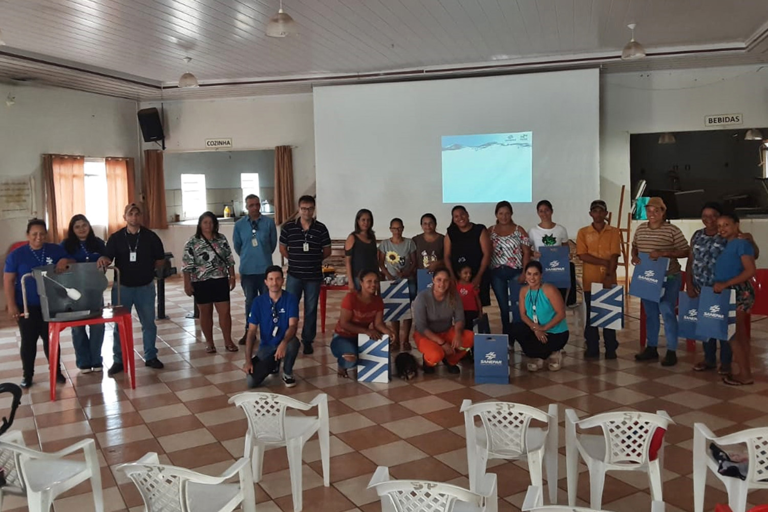 Sanepar capacita mulheres para realizar manutenções hidráulicas