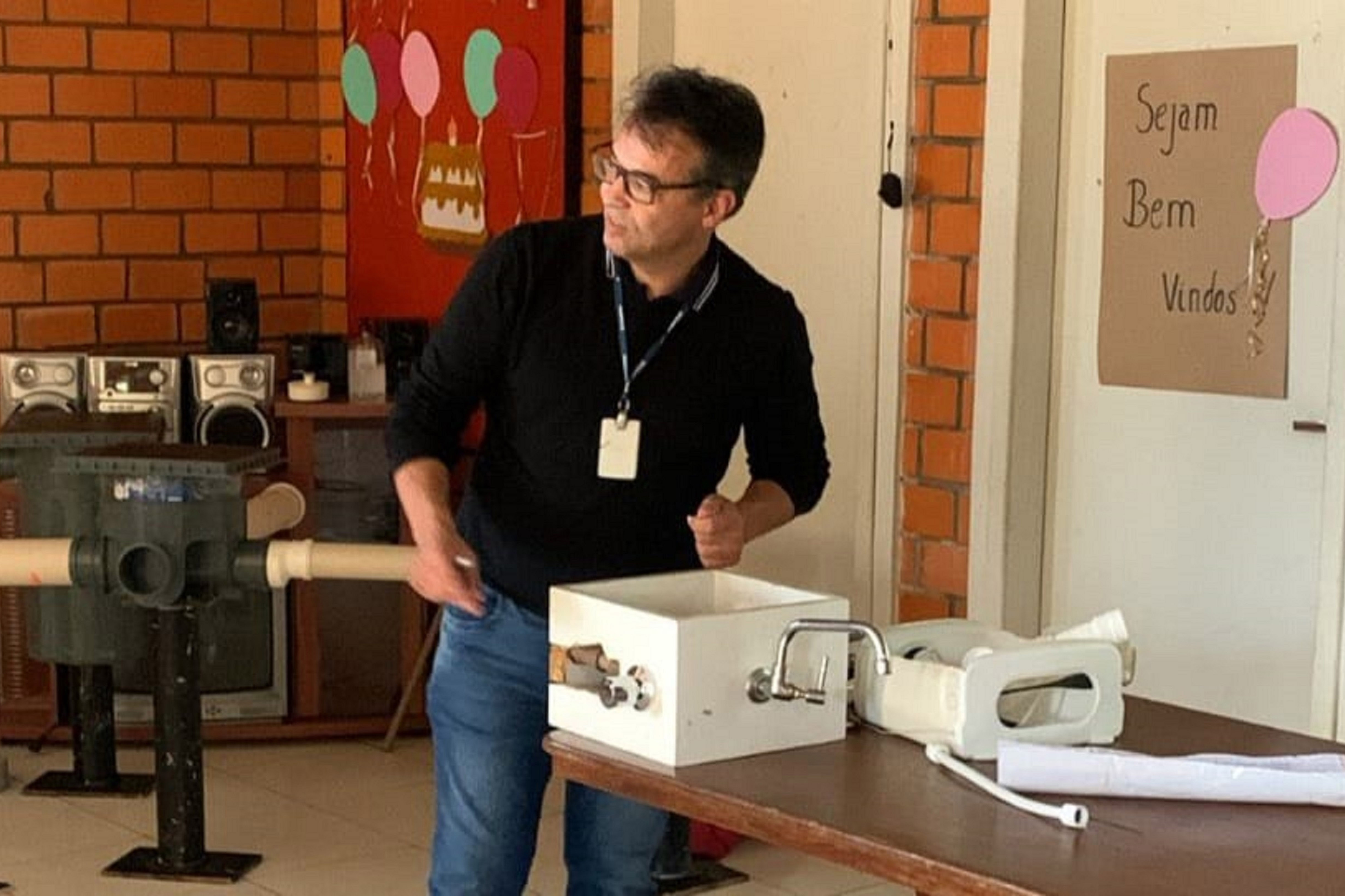 Sanepar promove capacitação em serviços hidráulicos para mulheres