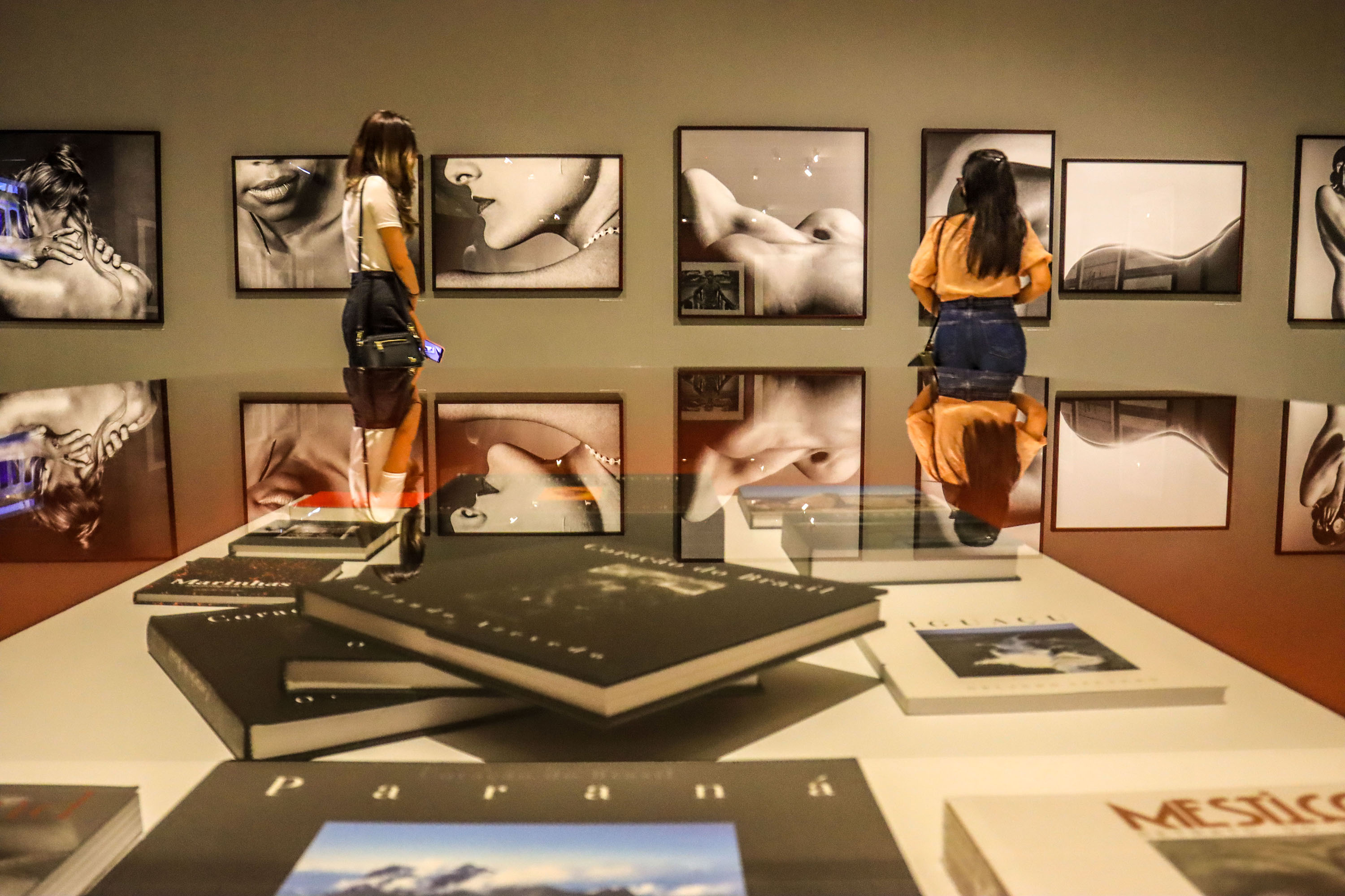 MON promove palestra com o curador Rubens Fernandes Junior