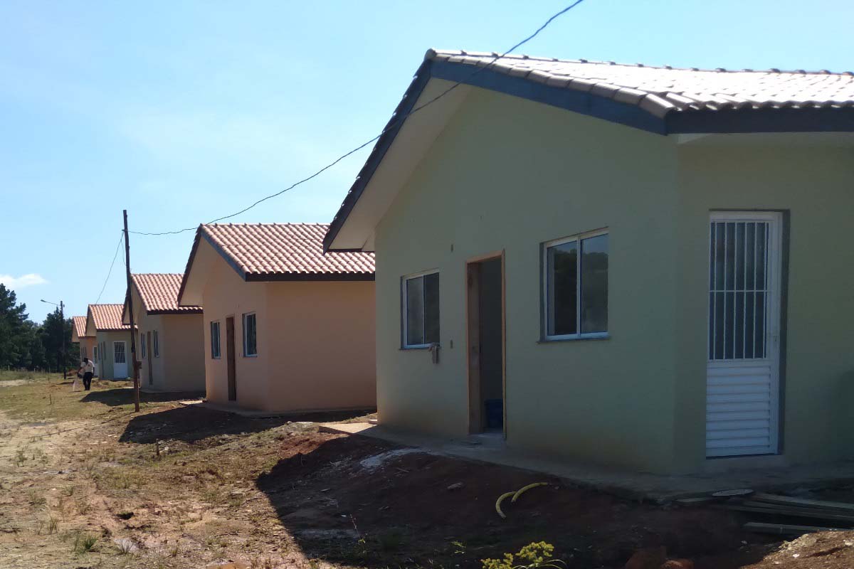 Famílias de Rio Azul têm até dia 20 para participar da seleção de 34 casas populares