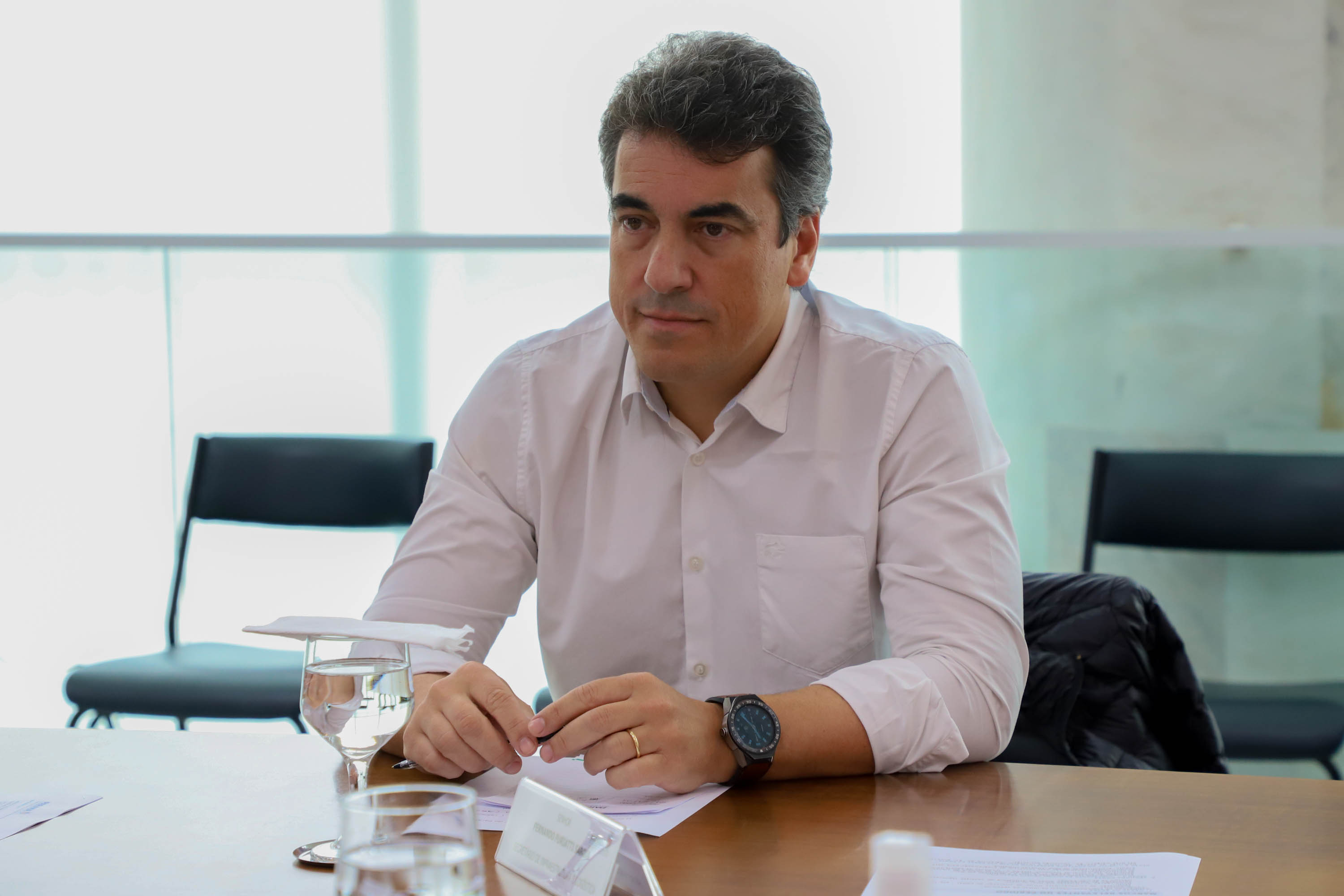 Governador recebe diretor-geral da Itaipu