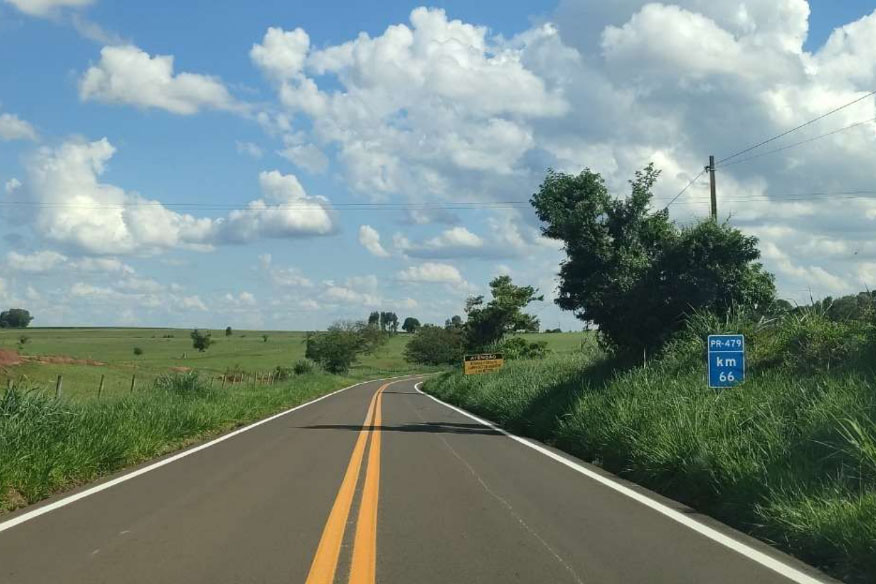 Ivaté, Douradina, Moreira Sales e Tuneiras do Oeste têm rodovias revitalizadas pelo Estado