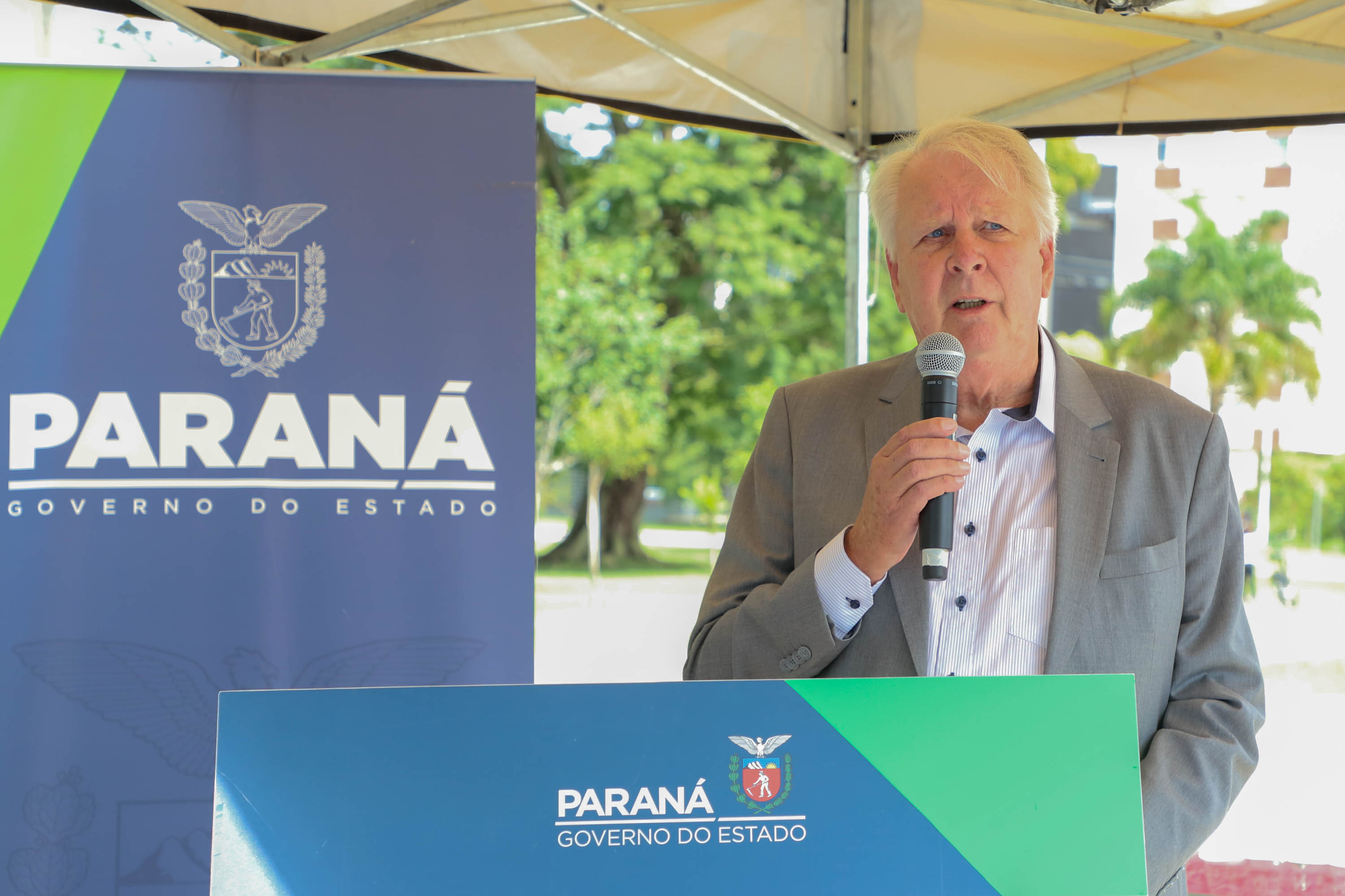 POSTO DE ENERGIA SOLAR