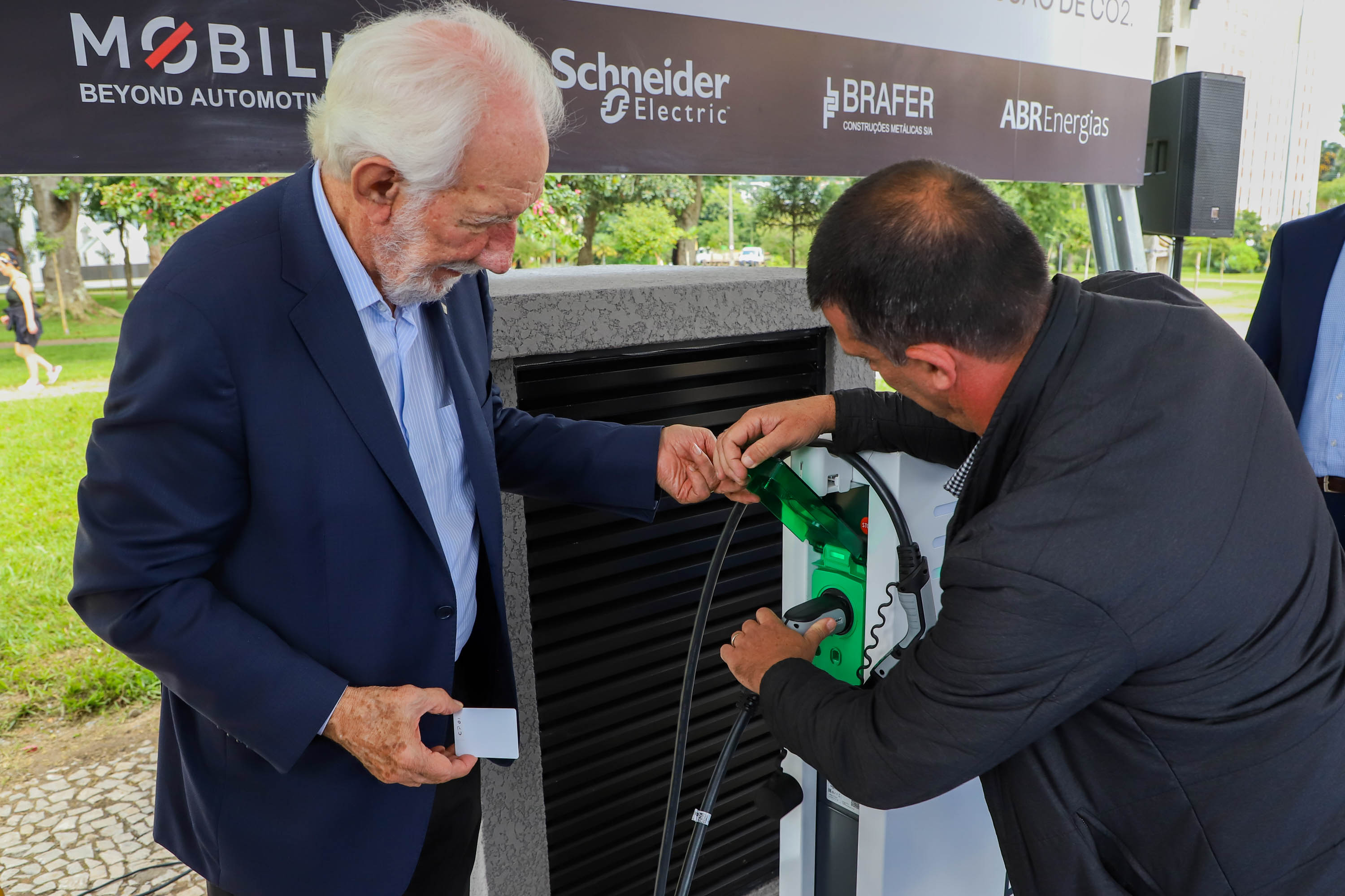 POSTO DE ENERGIA SOLAR