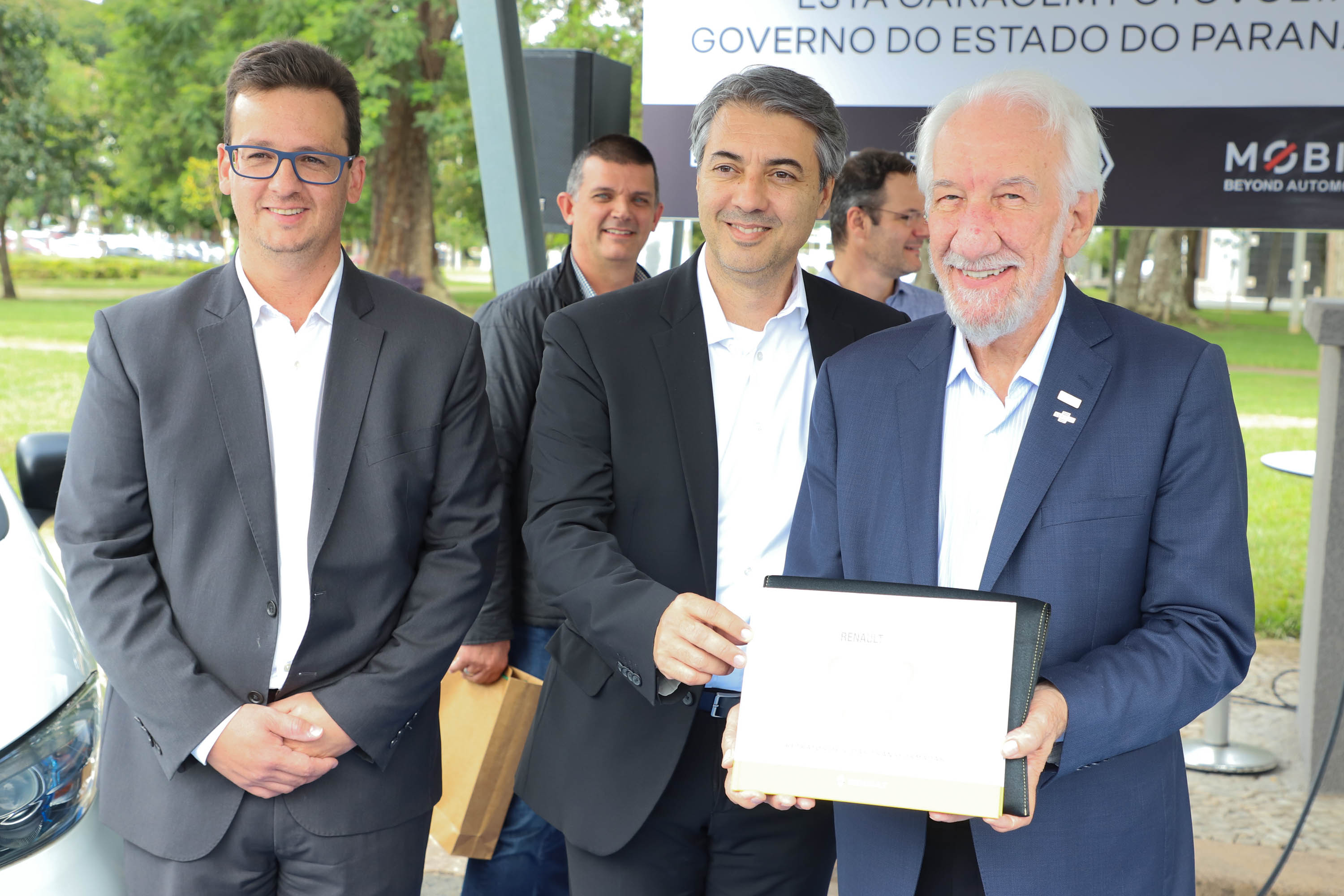 POSTO DE ENERGIA SOLAR