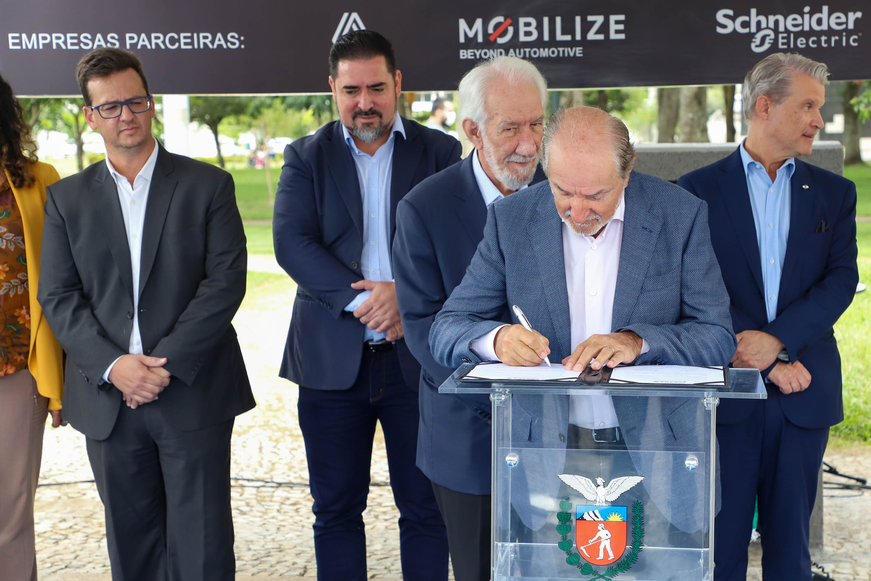 POSTO DE ENERGIA SOLAR