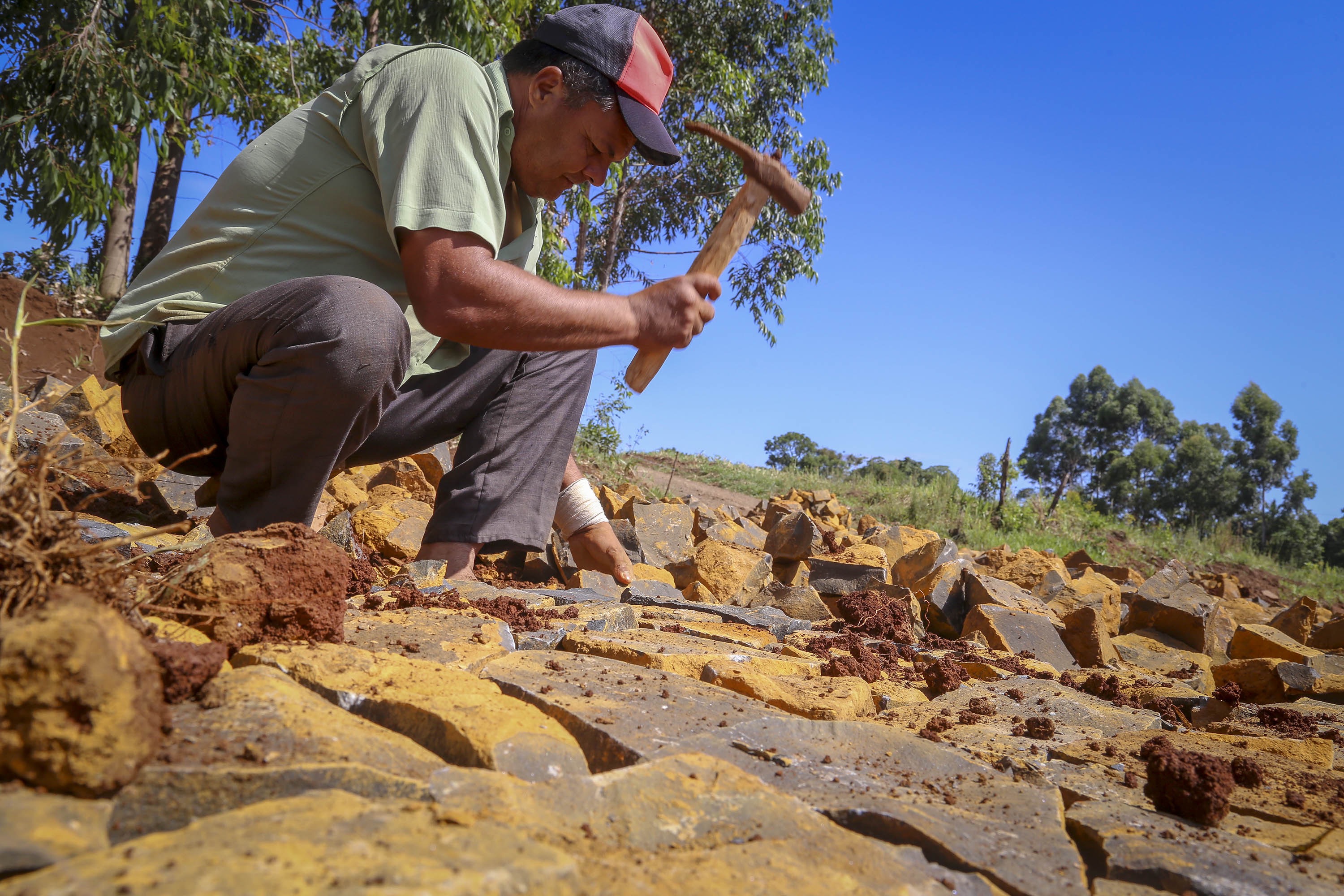 Estado investe R$ 304 milhões na pavimentação de 1.000 quilômetros de estradas rurais em três anos