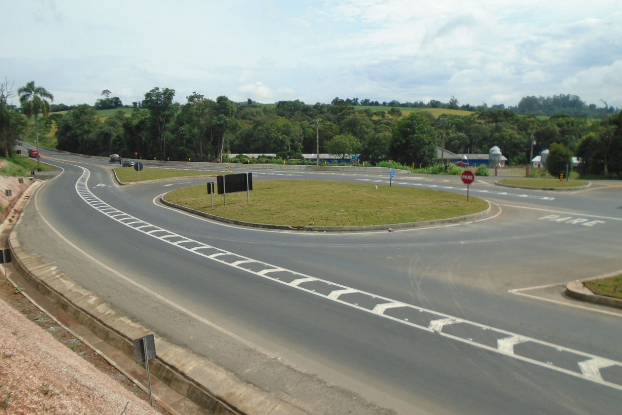 Acordo judicial do DER/PR garante obras na BR-277, BR-373 e BR-476