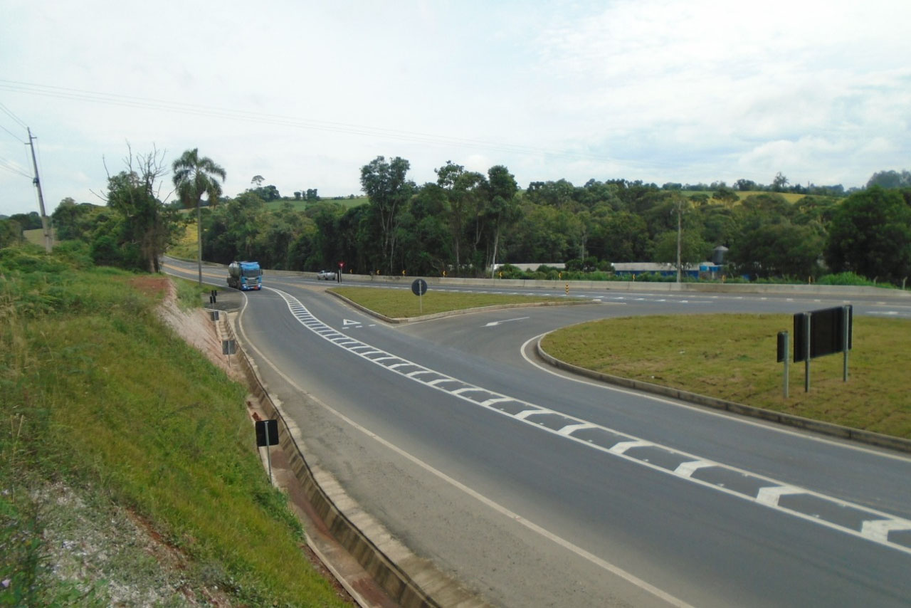 Acordo judicial do DER/PR garante obras na BR-277, BR-373 e BR-476