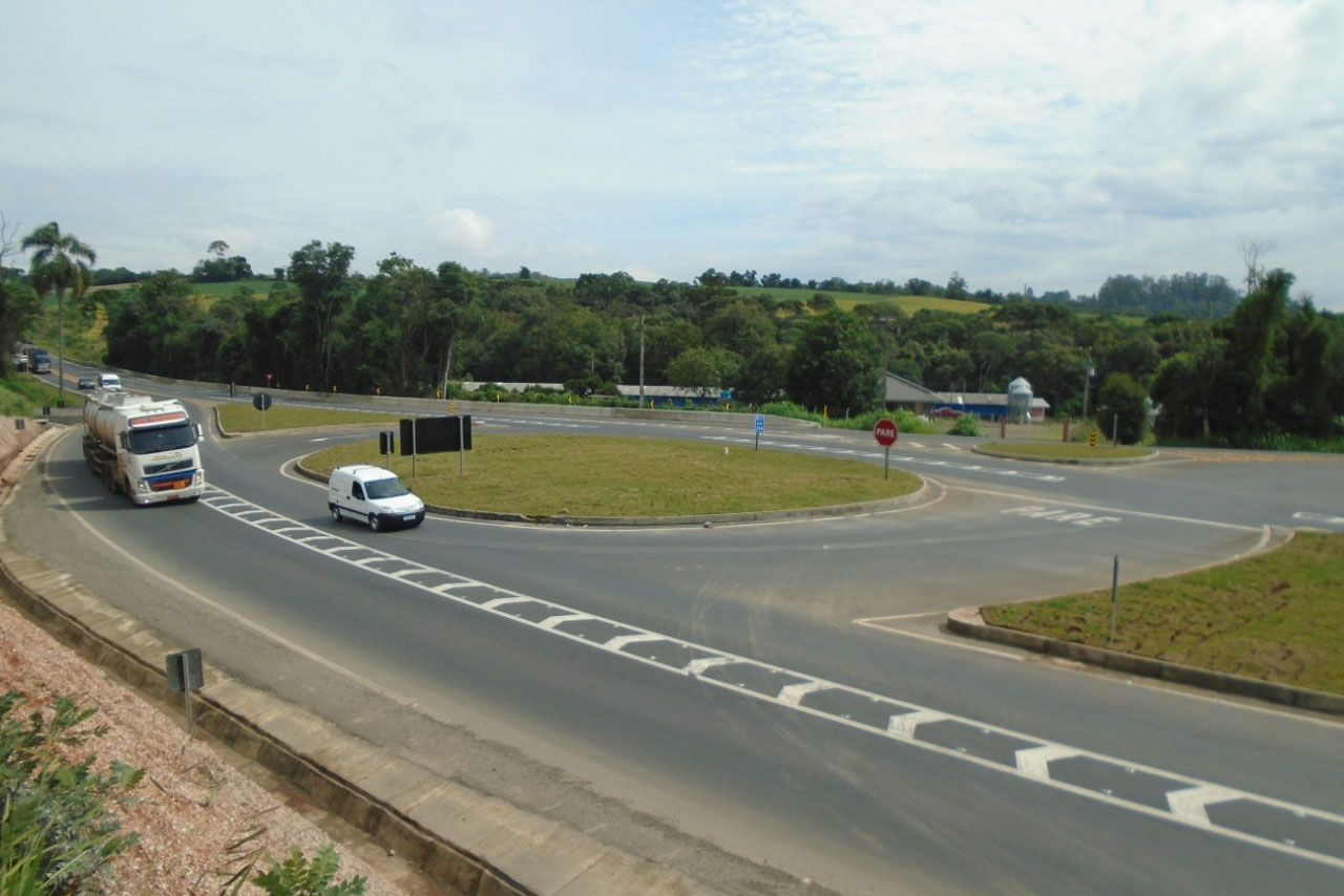 Acordo judicial do DER/PR garante obras na BR-277, BR-373 e BR-476
