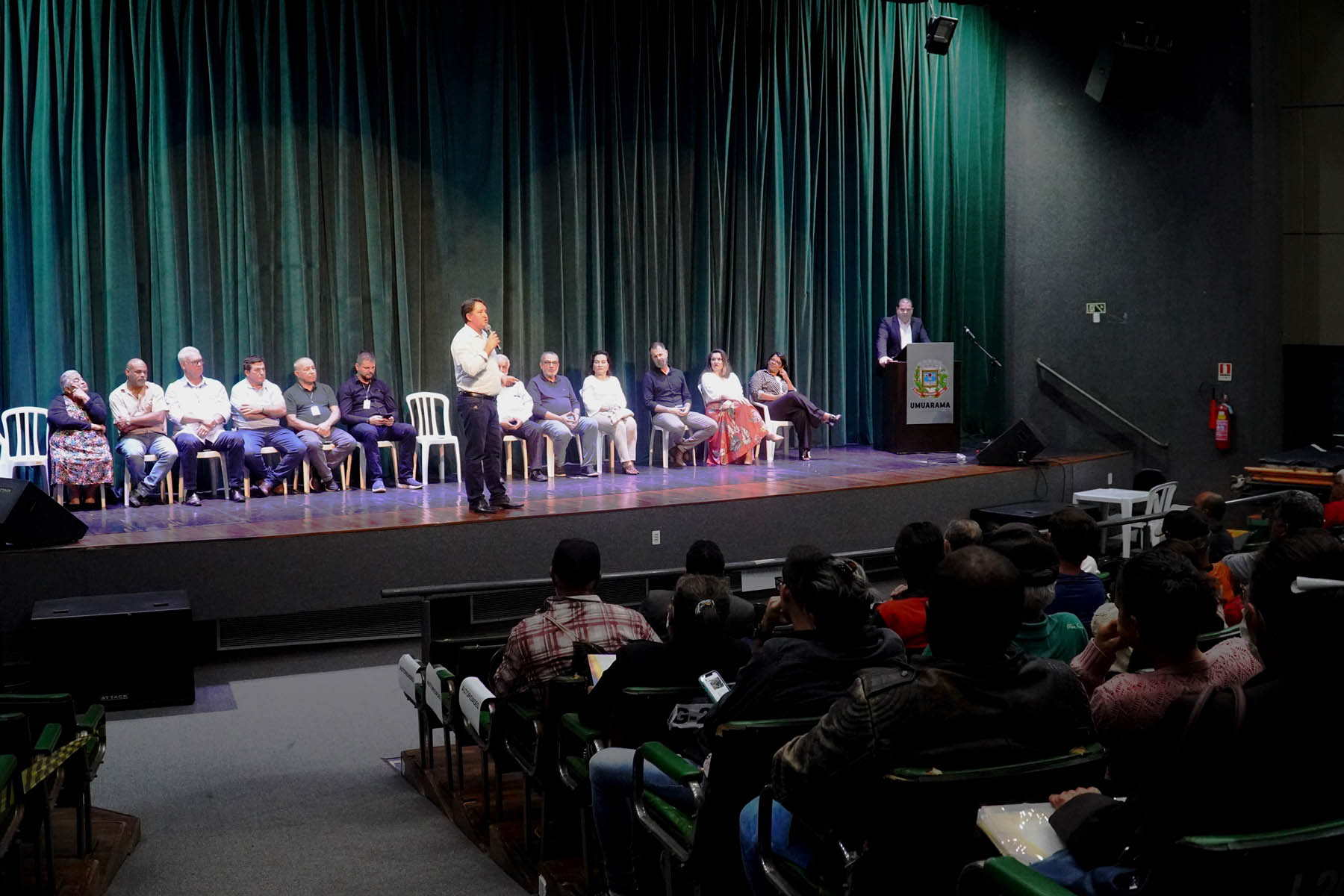 Governo do Estado regulariza 118 imóveis sem registro em Umuarama