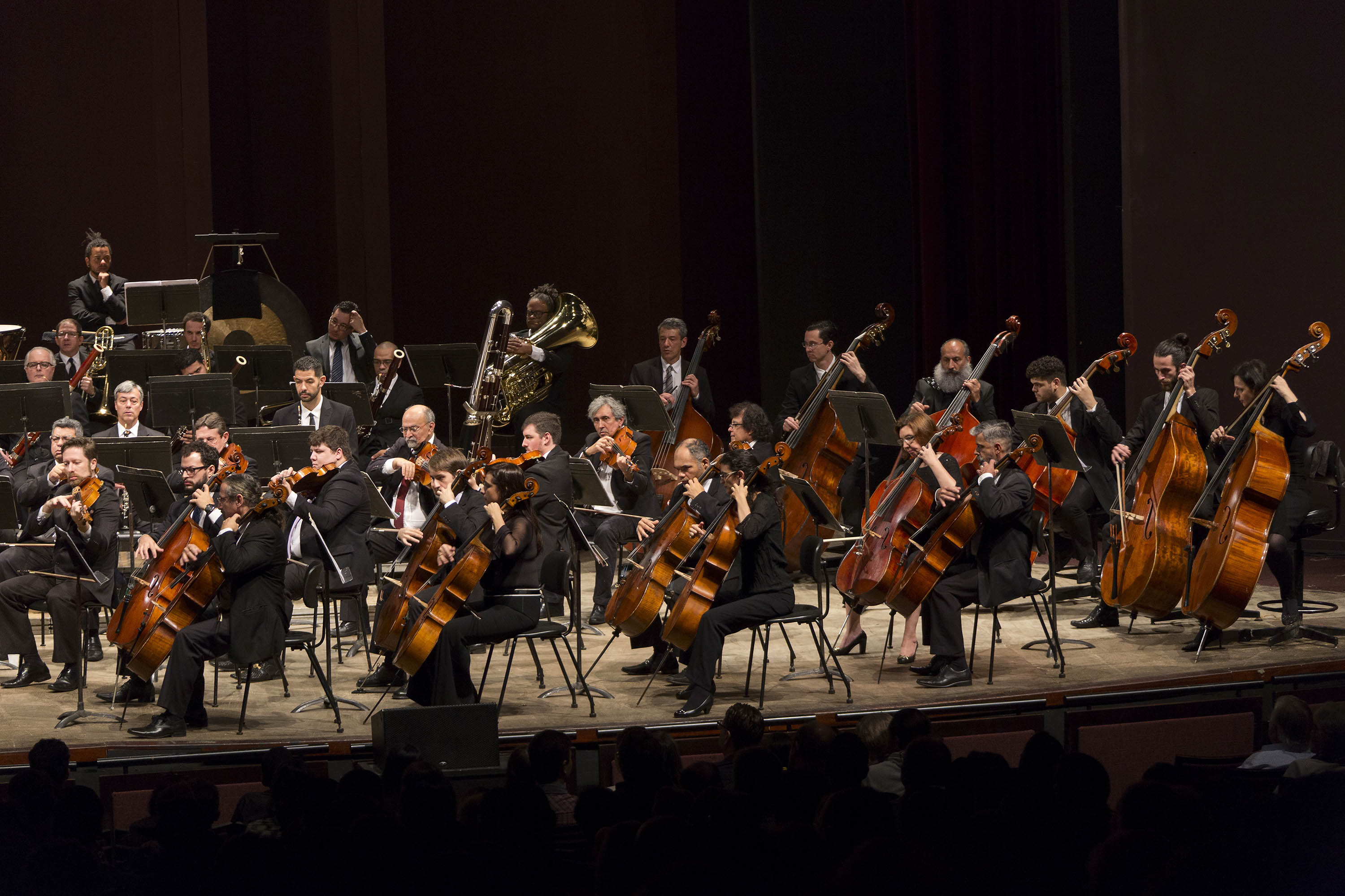 OSP leva “Clássicos Sertanejos” em versões orquestradas ao gramado do MON neste domingo