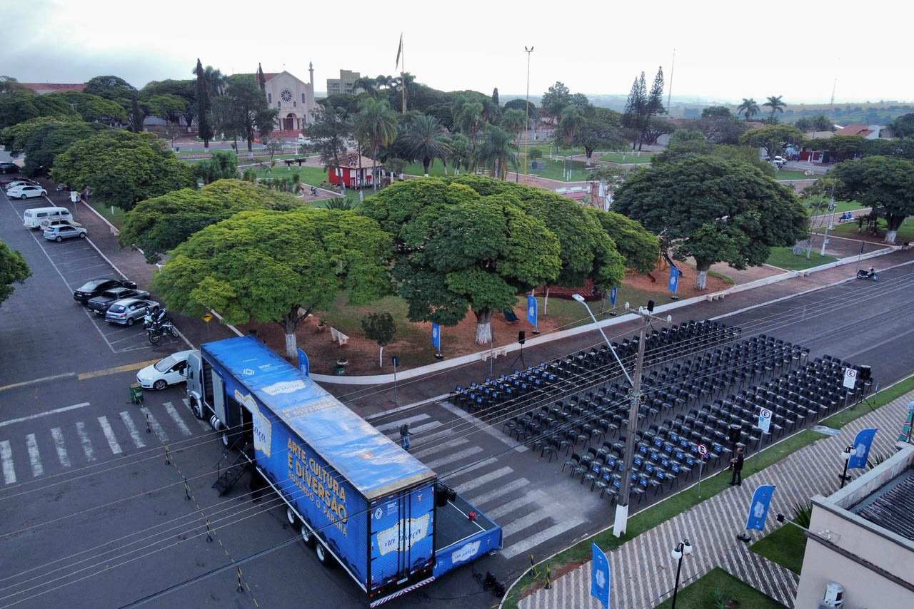CINEMA NA PRAÇA - CENTENÁRIO DO SUL