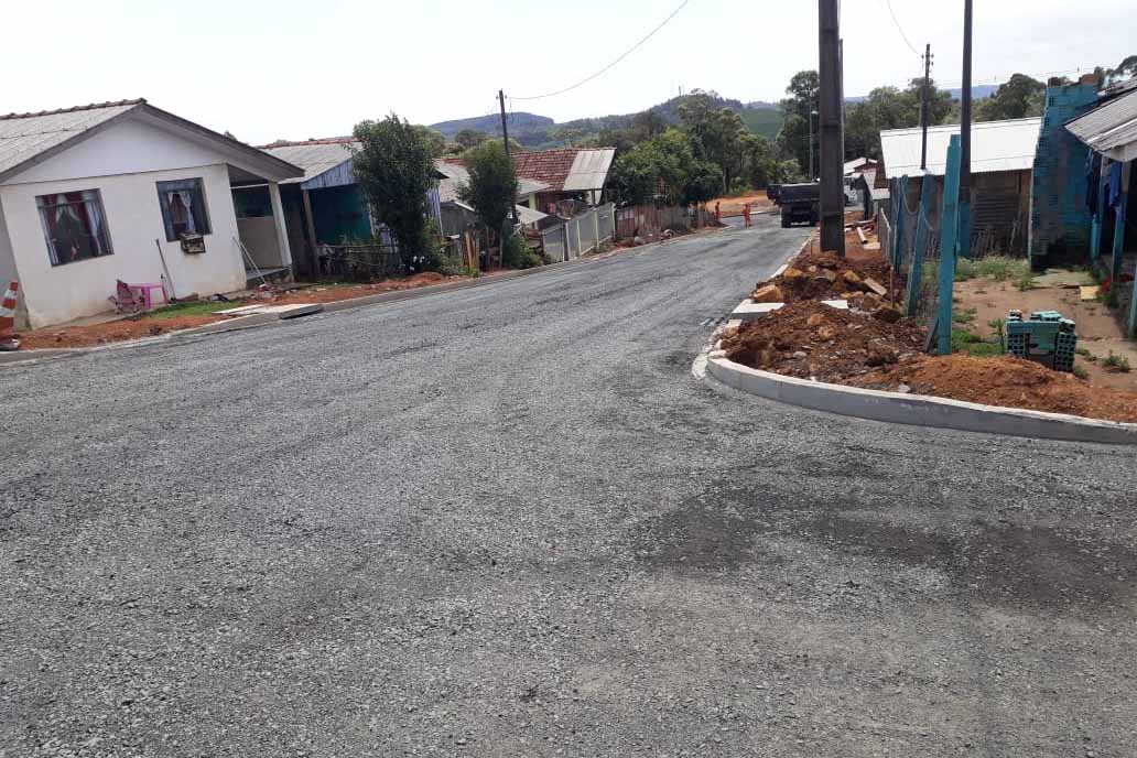 Estado investe R$ 1,14 bilhão desde 2019 em pequenos municípios e valoriza vocações locais