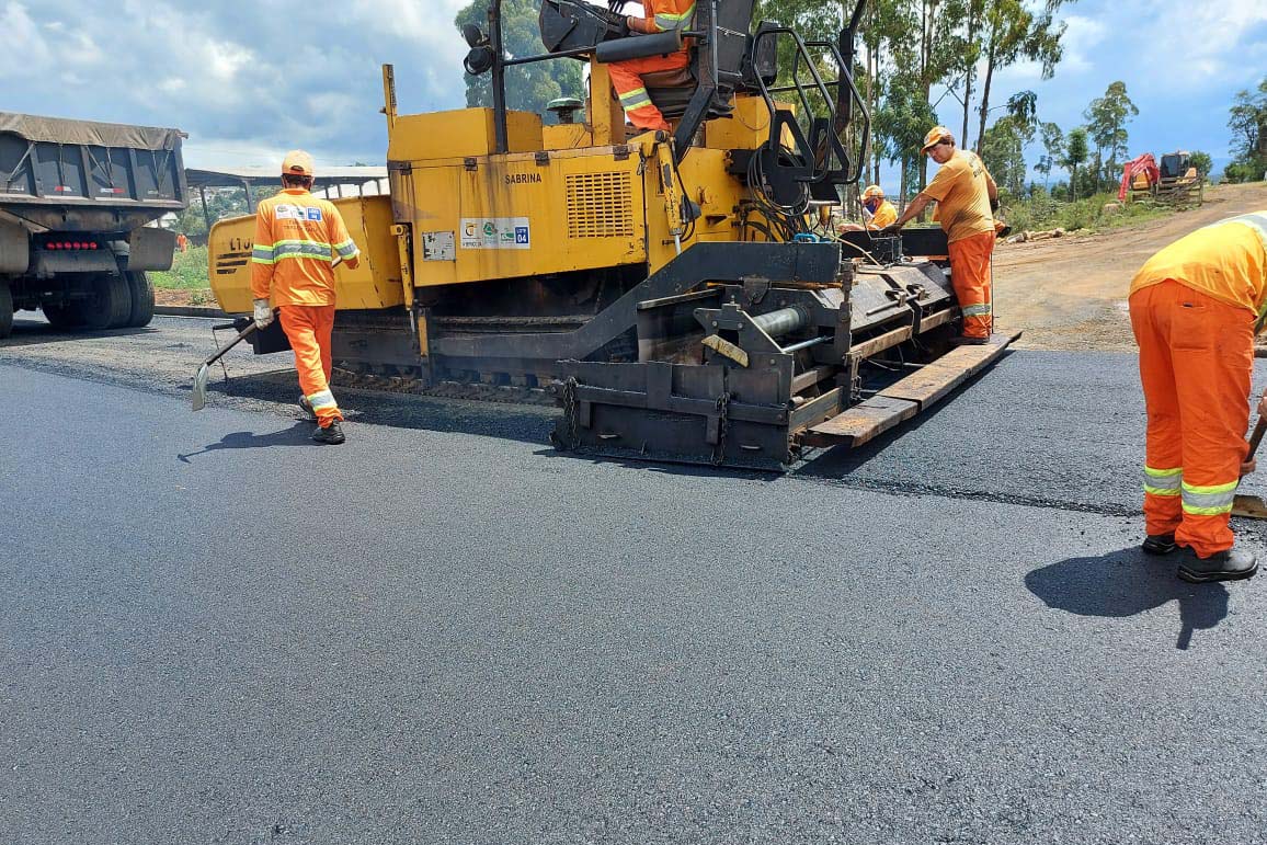 Estado investe R$ 1,14 bilhão desde 2019 em pequenos municípios e valoriza vocações locais