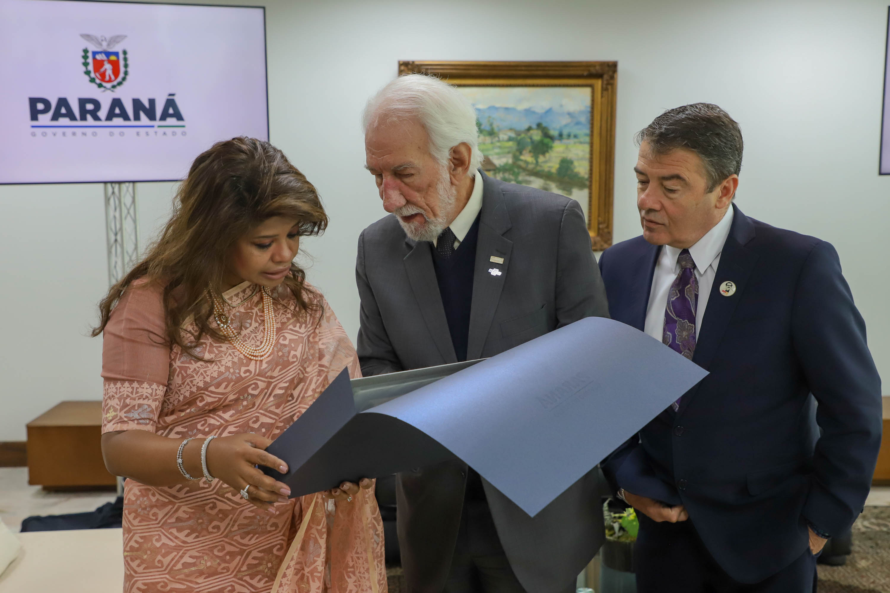 Embaixadora Bangladesh