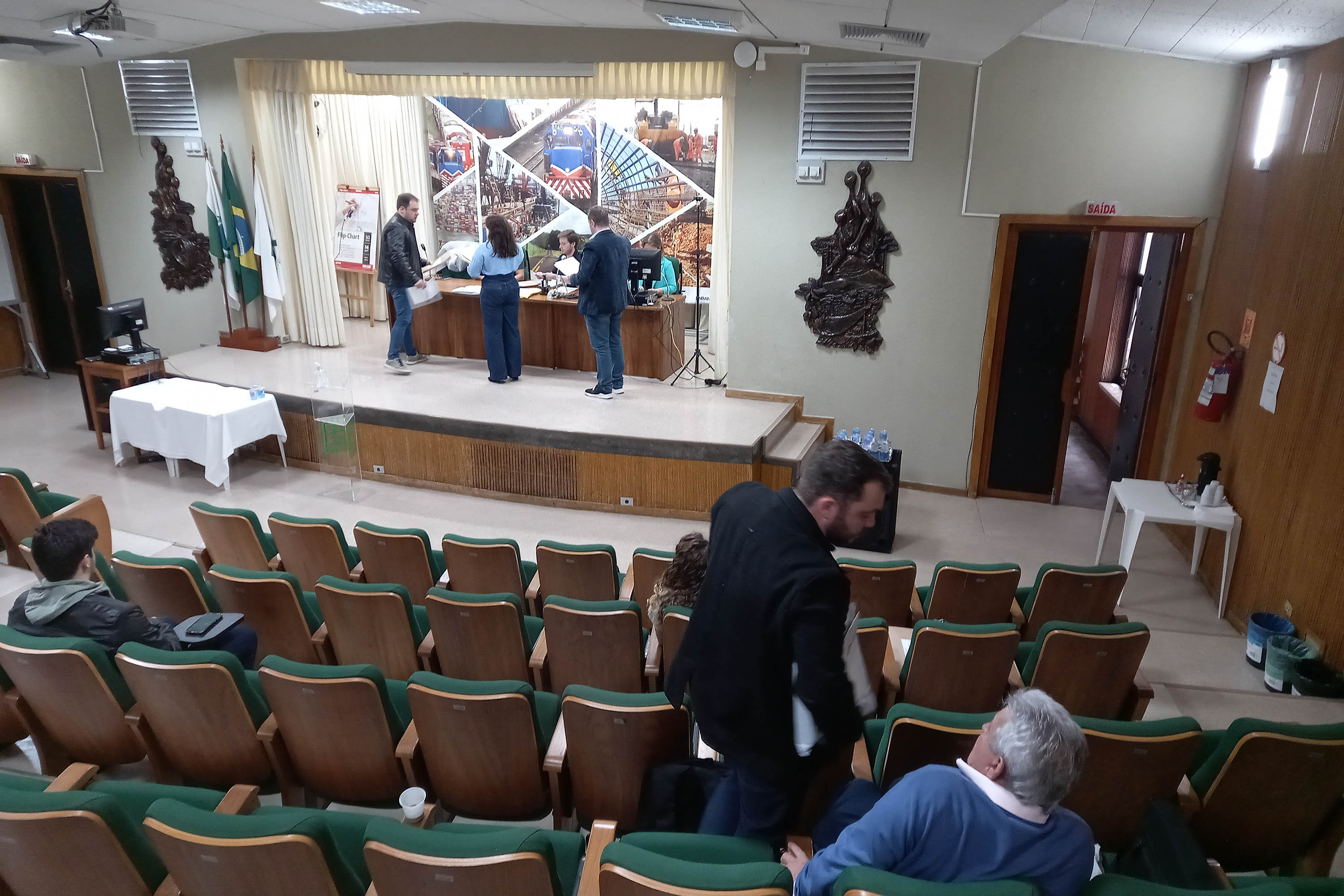 Rodovias do Norte e Vale do Ivaí vão receber conservação em mais 434 quilômetros