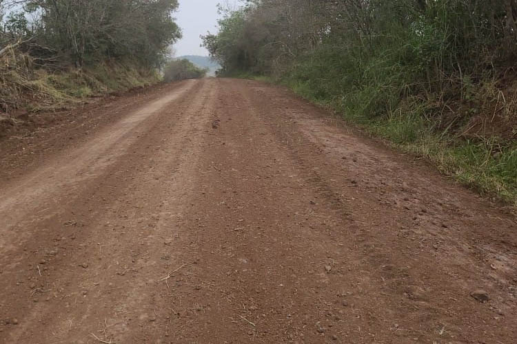 Recuperação da PR-462 beneficia distrito que abriga polo turístico do Centro-Oeste