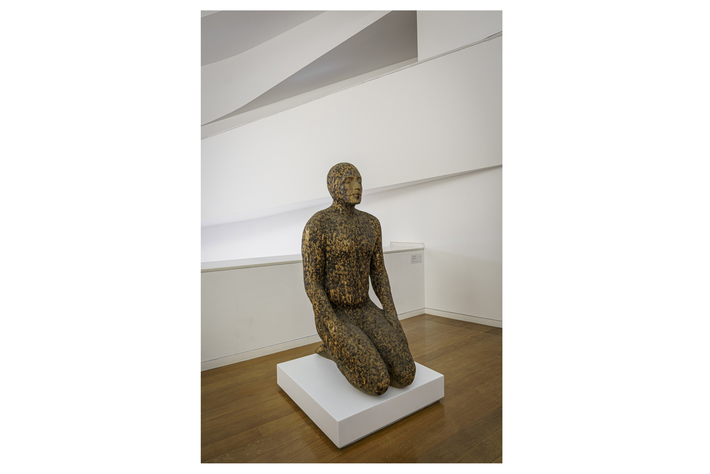 Museu Oscar Niemeyer (MON) realiza, no espaço do Olho, a exposição “Invisível e Indizível”, do artista espanhol Jaume Plensa