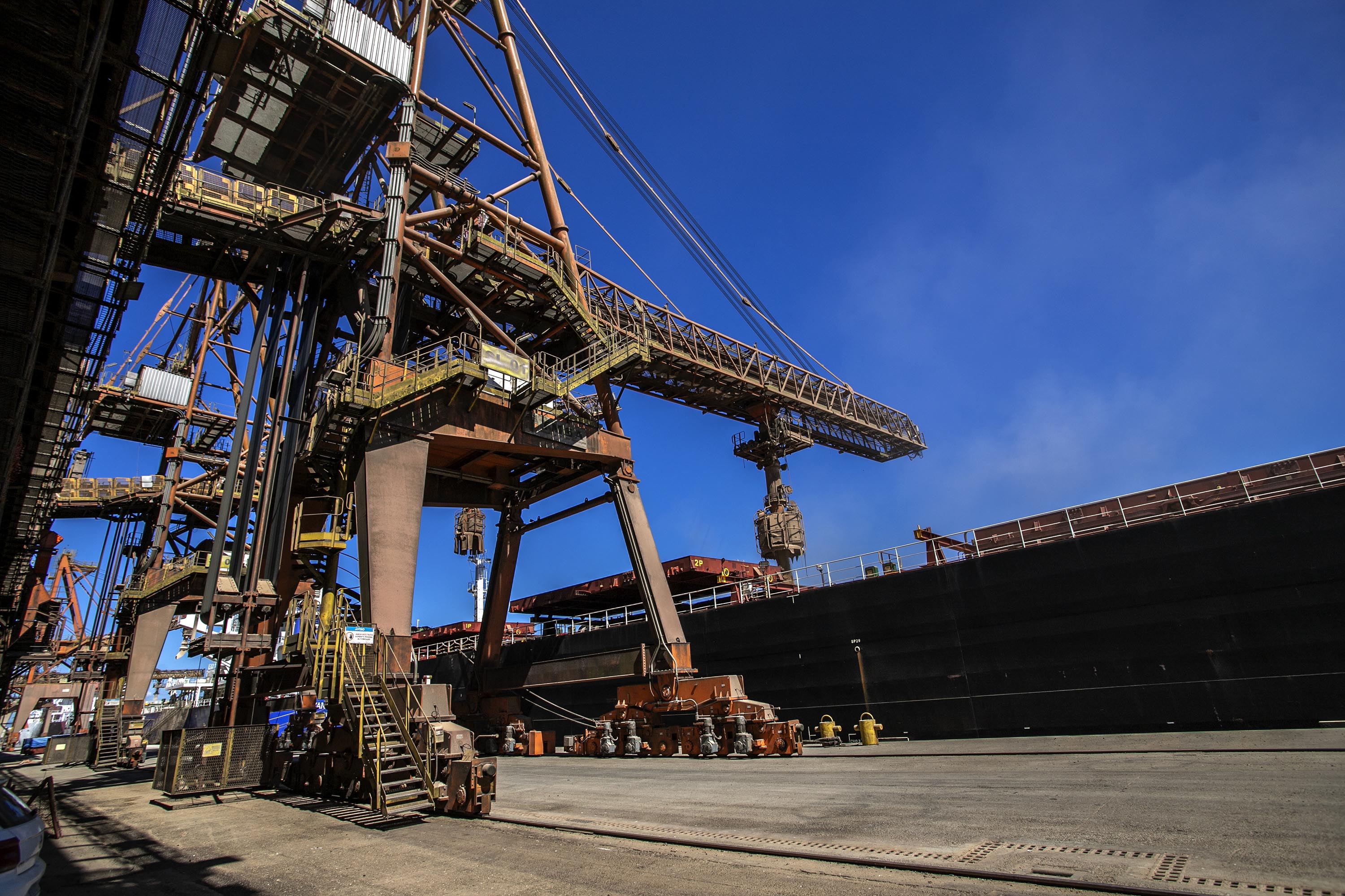 Porto de Paranaguá tem alta de 11,73% nas movimentações de grãos pelo Corredor Leste