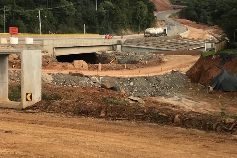 Duplicação Rodovia dos Minérios - Curitiba a Almirante Tamandaré