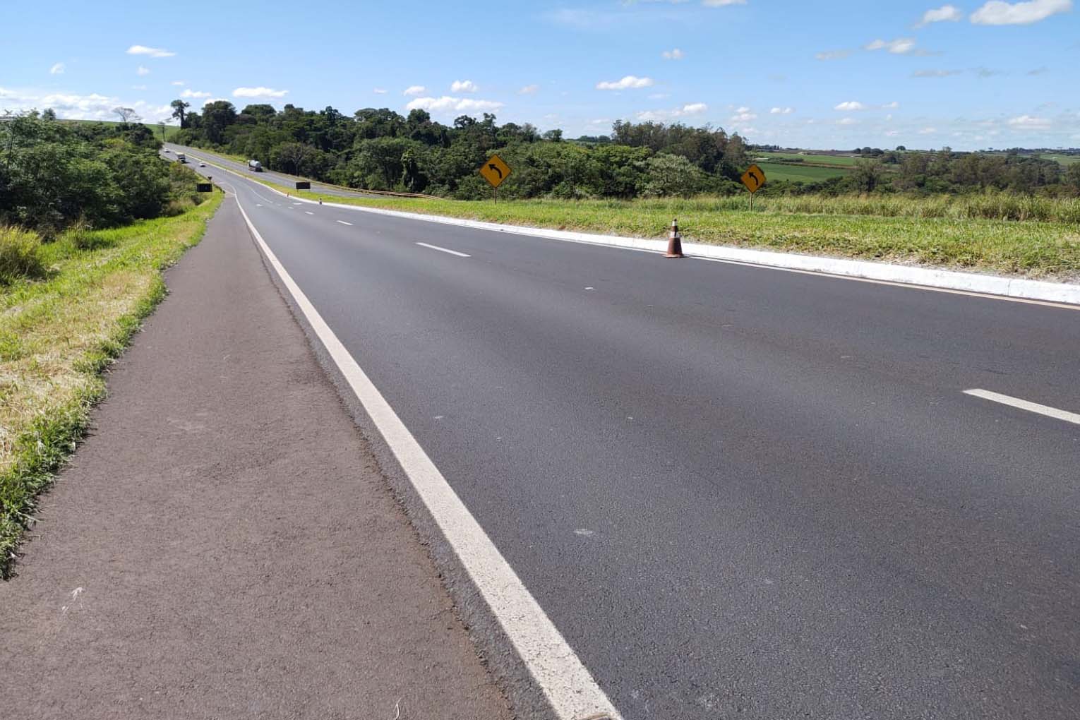 Governo executa serviços de conservação no Contorno de Marialva, no Noroeste