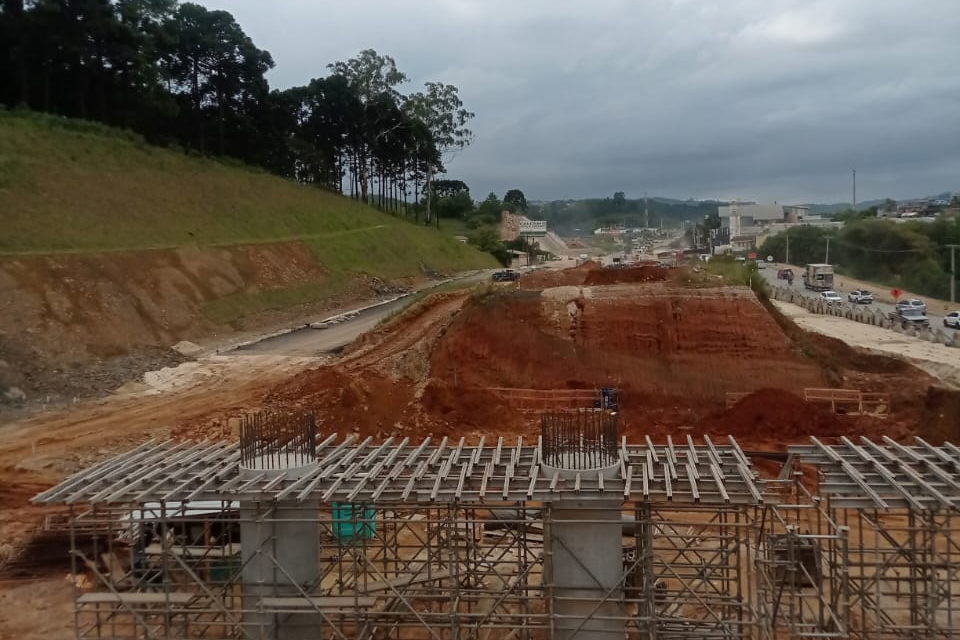 DER Rodovia dos Minérios