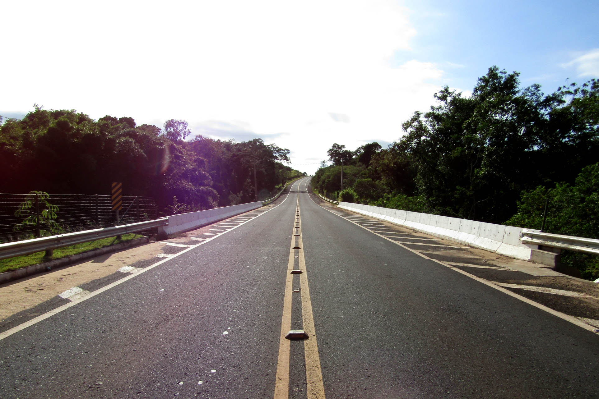 Estado lança edital para reforma de aterro da ponte da Estrada Beira-Rio no Noroeste