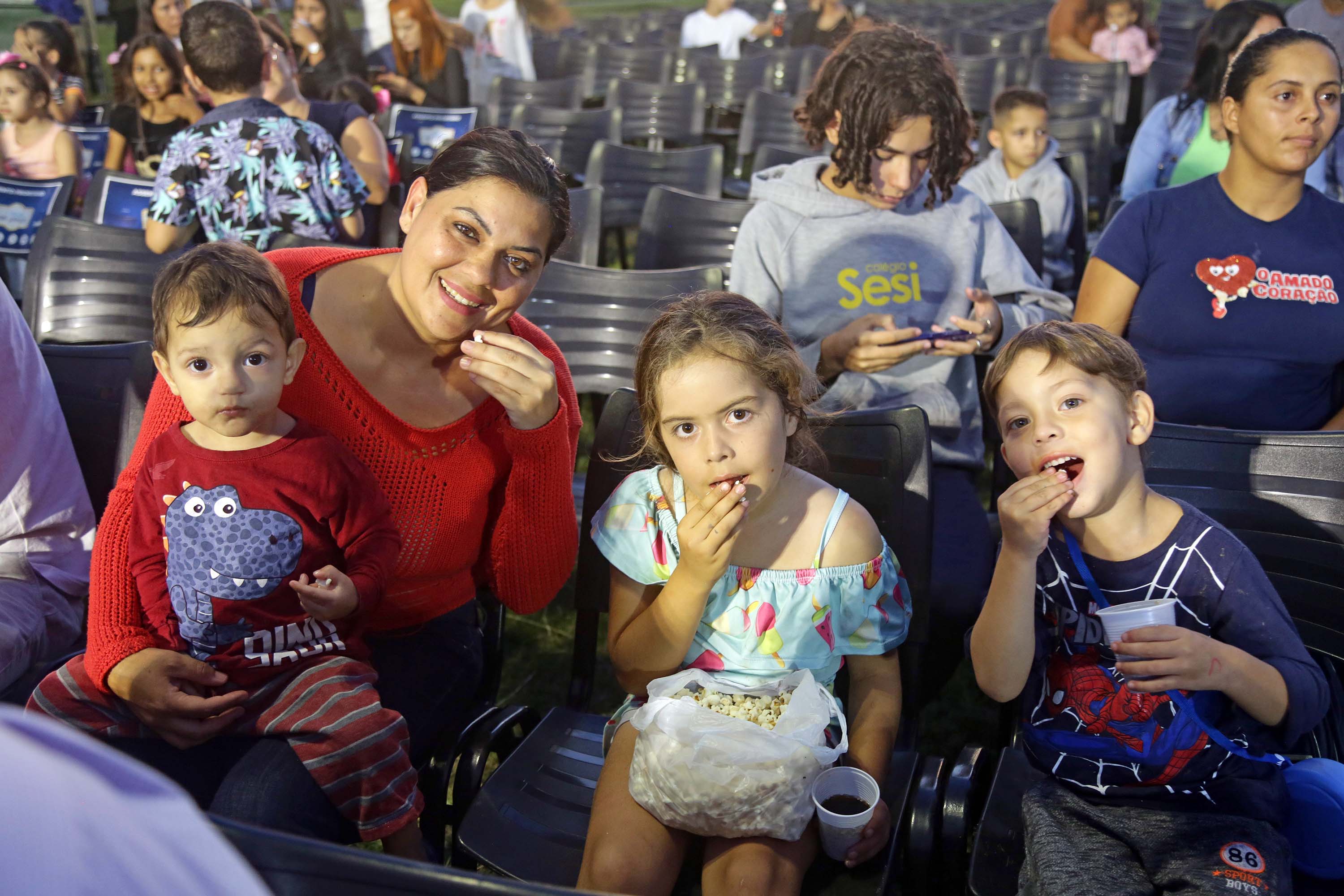 Cinema na Praça Curitiba