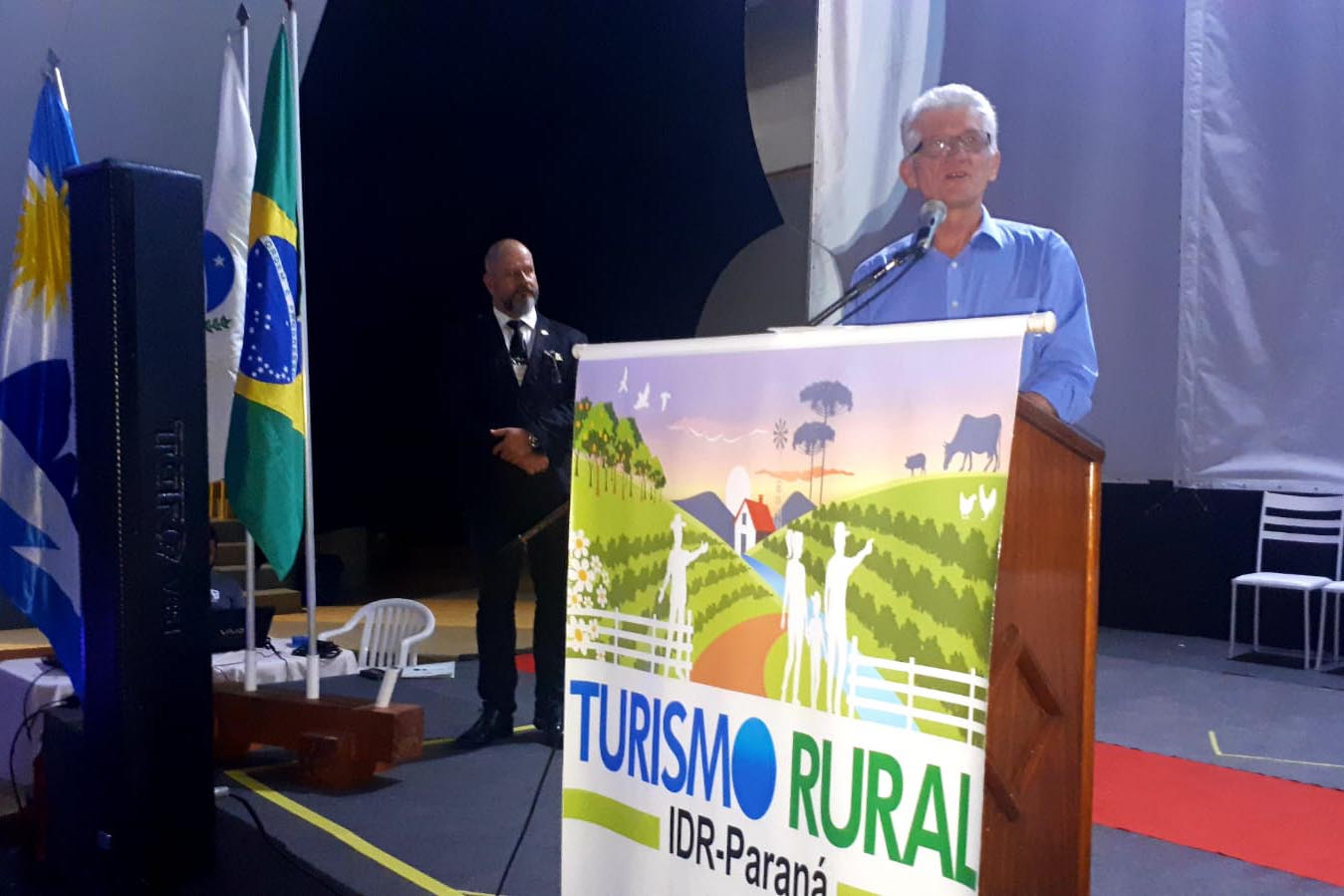 4º Encontro de Organizadores de Caminhadas da Natureza, iniciado nesta segunda-feira (27) e que se estende até quarta (29), em Pontal do Paraná