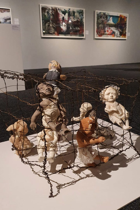 exposição “Fora das Sombras: Novas Gerações do Feminino na Arte Contemporânea