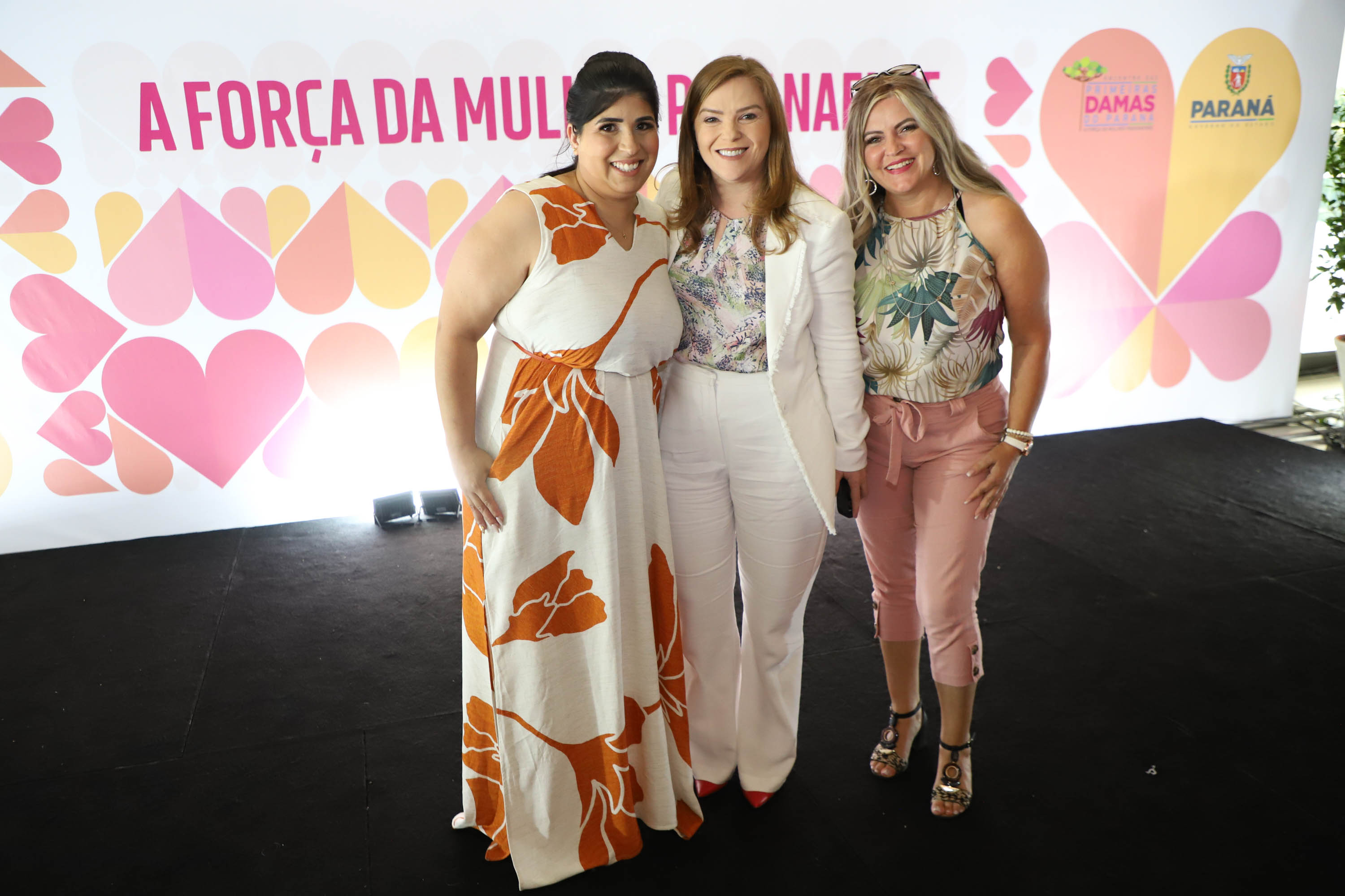 A primeira-dama do Paraná, Luciana Saito Massa, presidiu nesta terça-feira (21) o II Encontro das Primeiras-Damas do Paraná — A Força da Mulher Paranaense, no Museu Oscar Niemeyer, em Curitiba.