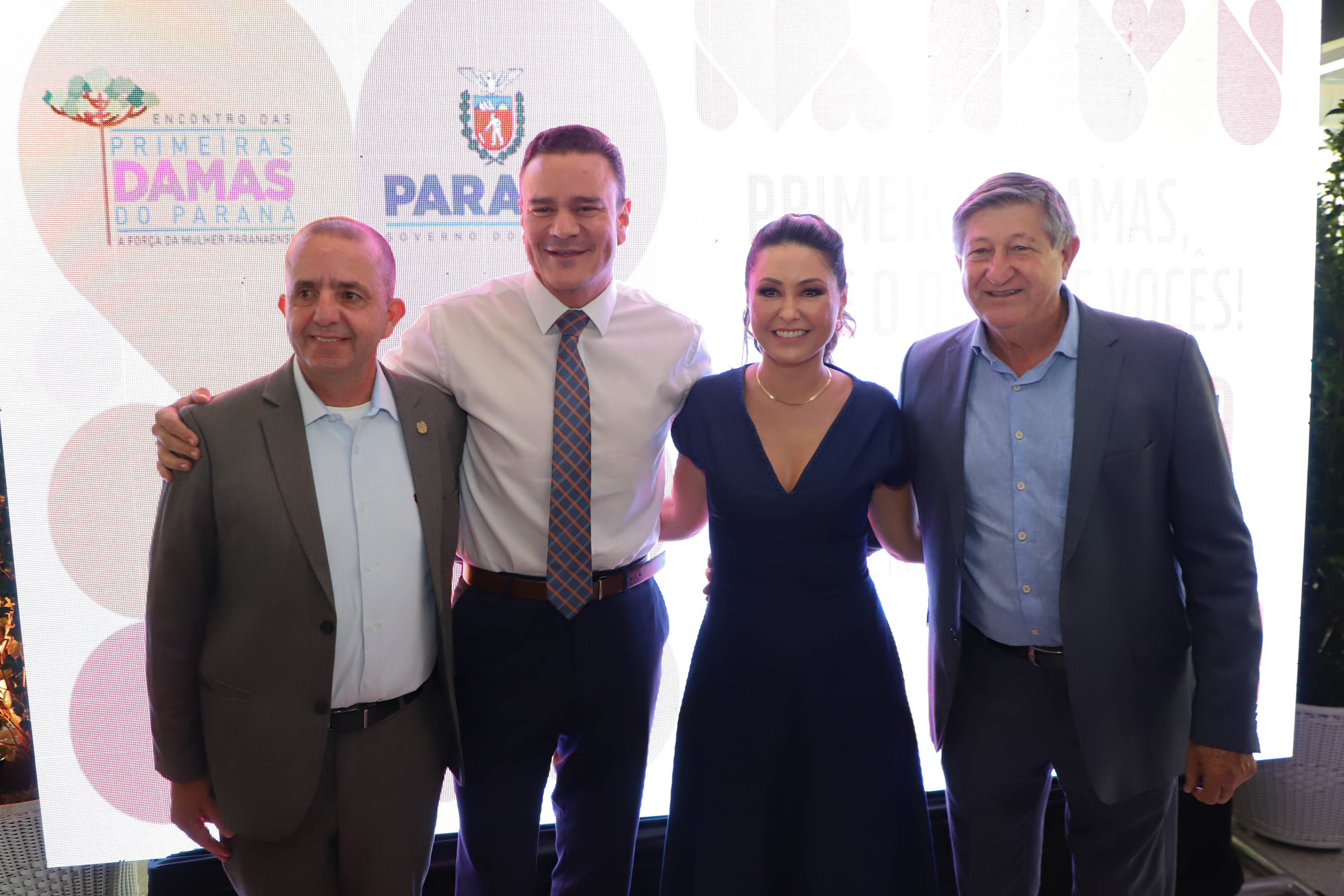 A primeira-dama do Paraná, Luciana Saito Massa, presidiu nesta terça-feira (21) o II Encontro das Primeiras-Damas do Paraná — A Força da Mulher Paranaense, no Museu Oscar Niemeyer, em Curitiba.