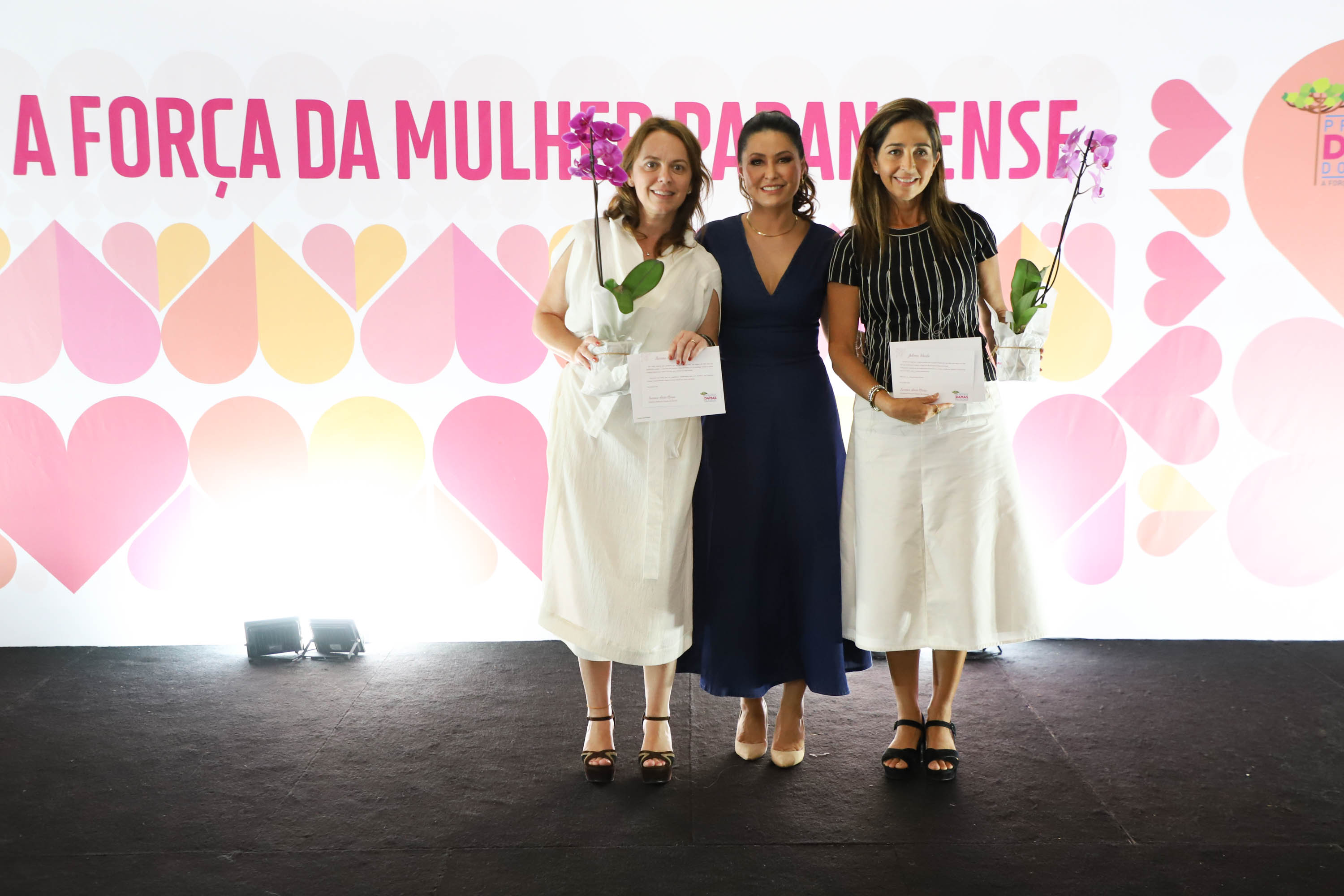 A primeira-dama do Paraná, Luciana Saito Massa, presidiu nesta terça-feira (21) o II Encontro das Primeiras-Damas do Paraná — A Força da Mulher Paranaense, no Museu Oscar Niemeyer, em Curitiba.