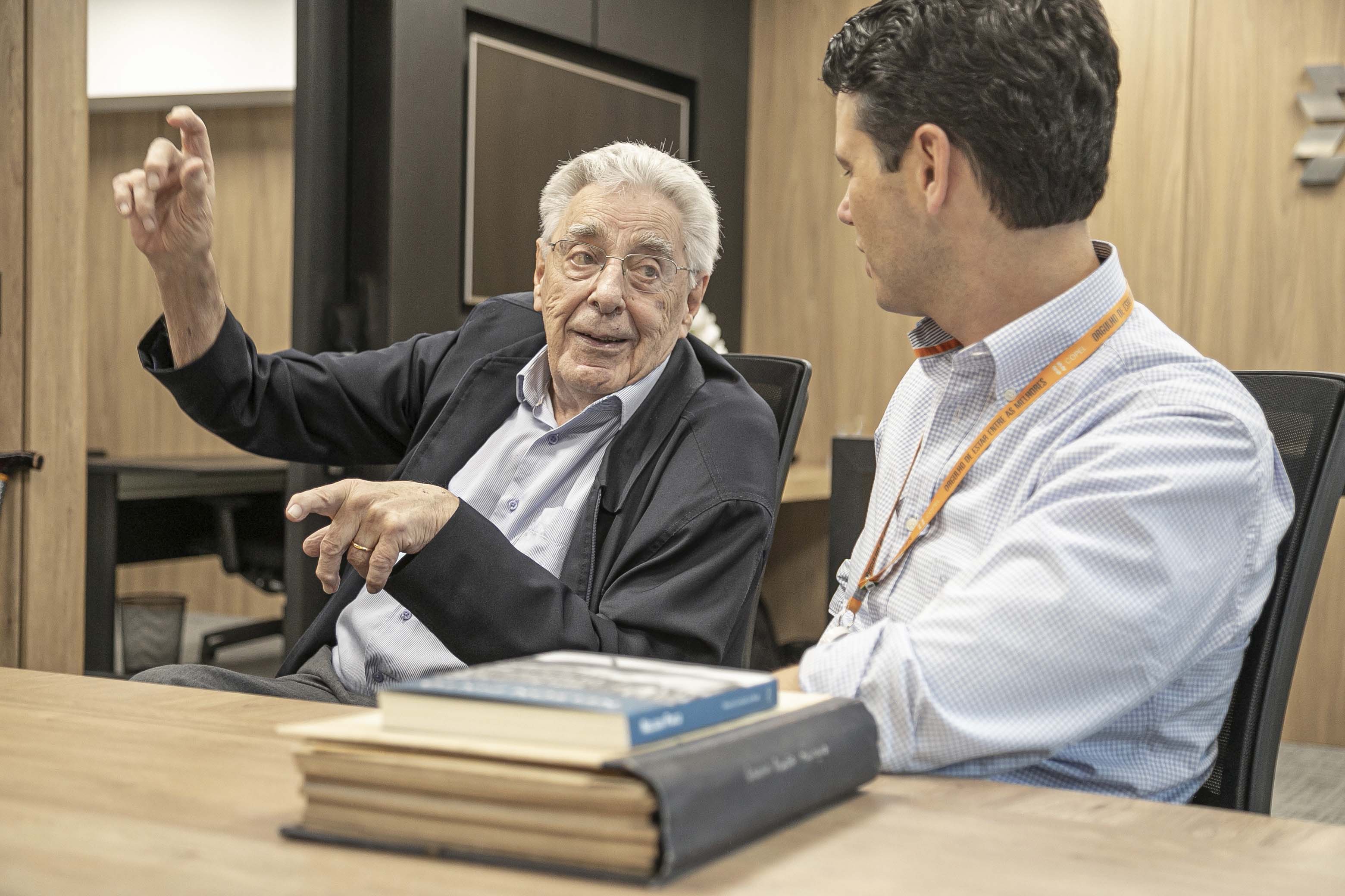 Referência em engenharia hidráulica, Nelson Pinto doa acervo de projetos à Copel