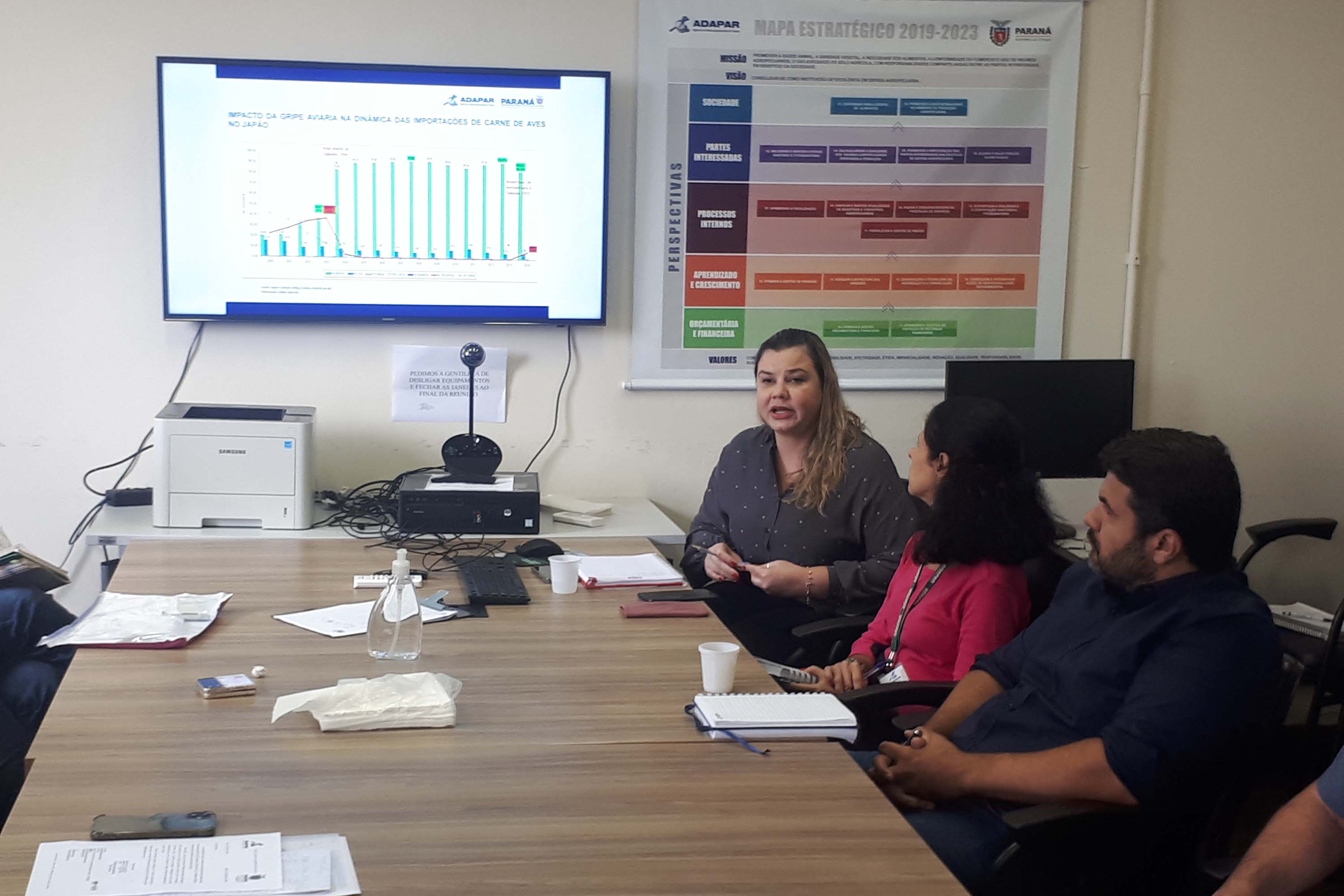 Reunião prevenção à gripe aviária