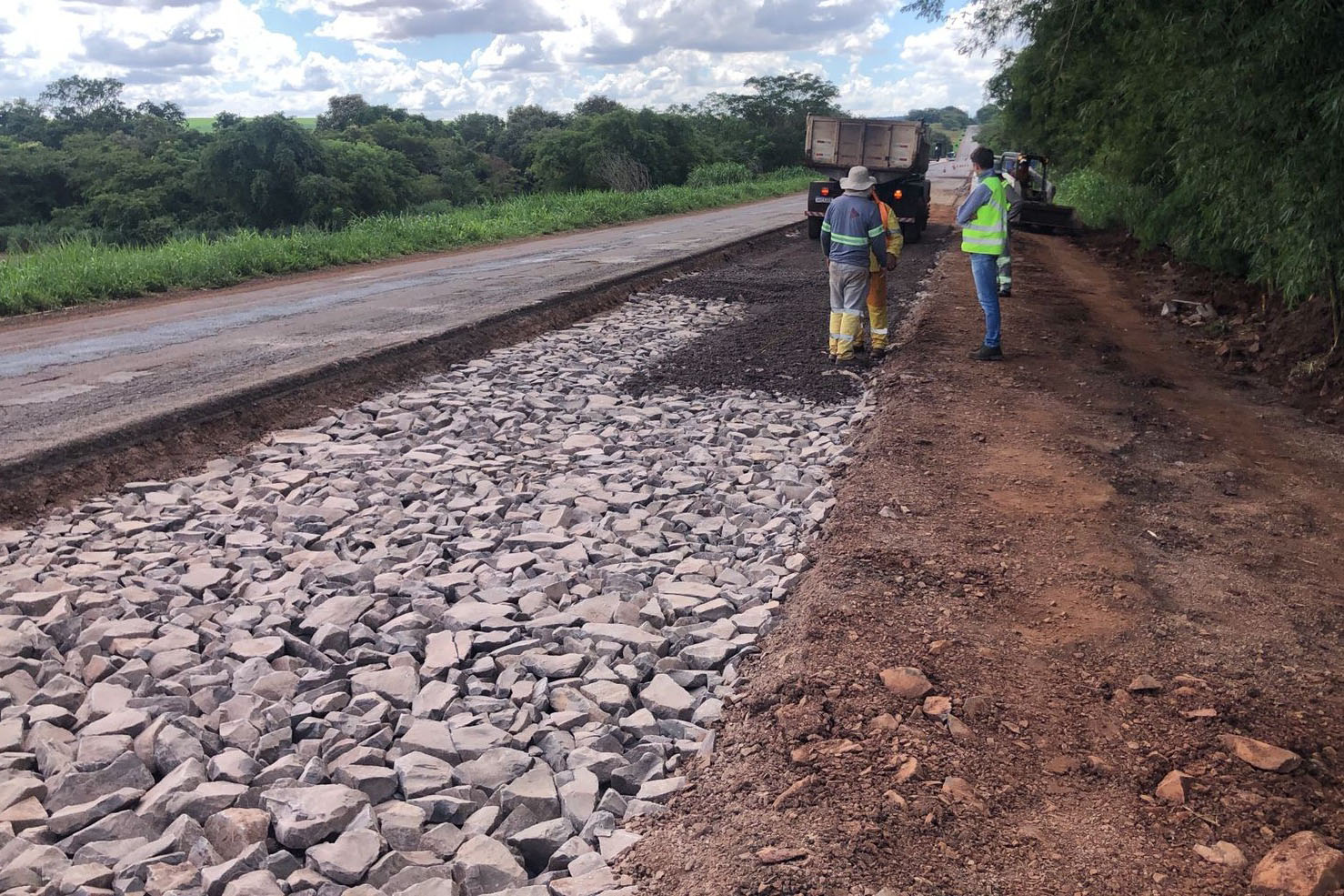 PR-486 conservação Assis Chateaubriand ao Rio Piquiri