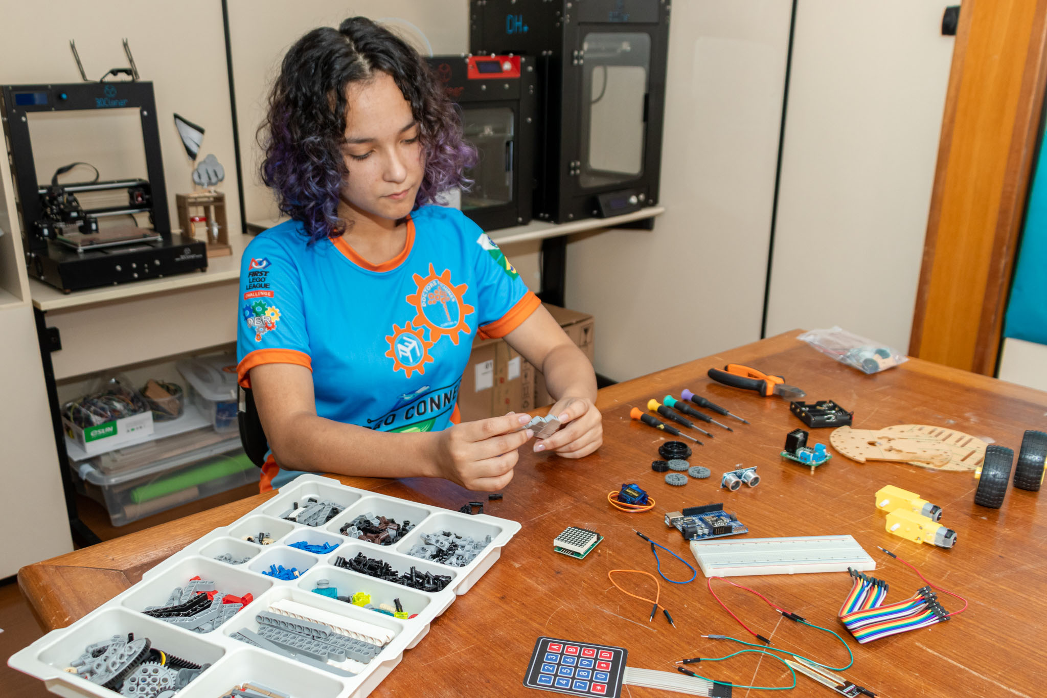 Alunos de Robótica se destacam na primeira Prova Paraná de 2023, com quase 70% de acertos no ensino médio