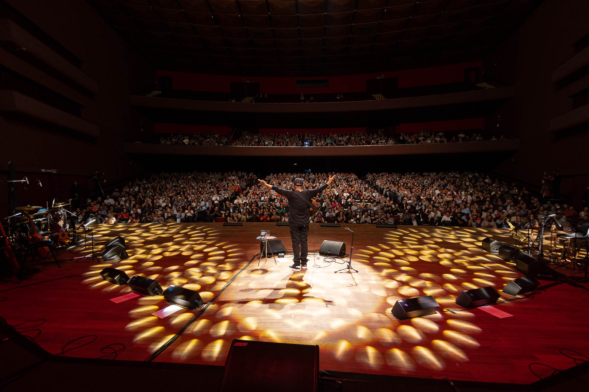Ponta Grossa recebe turnê de João Bosco e Coral Sanepar
