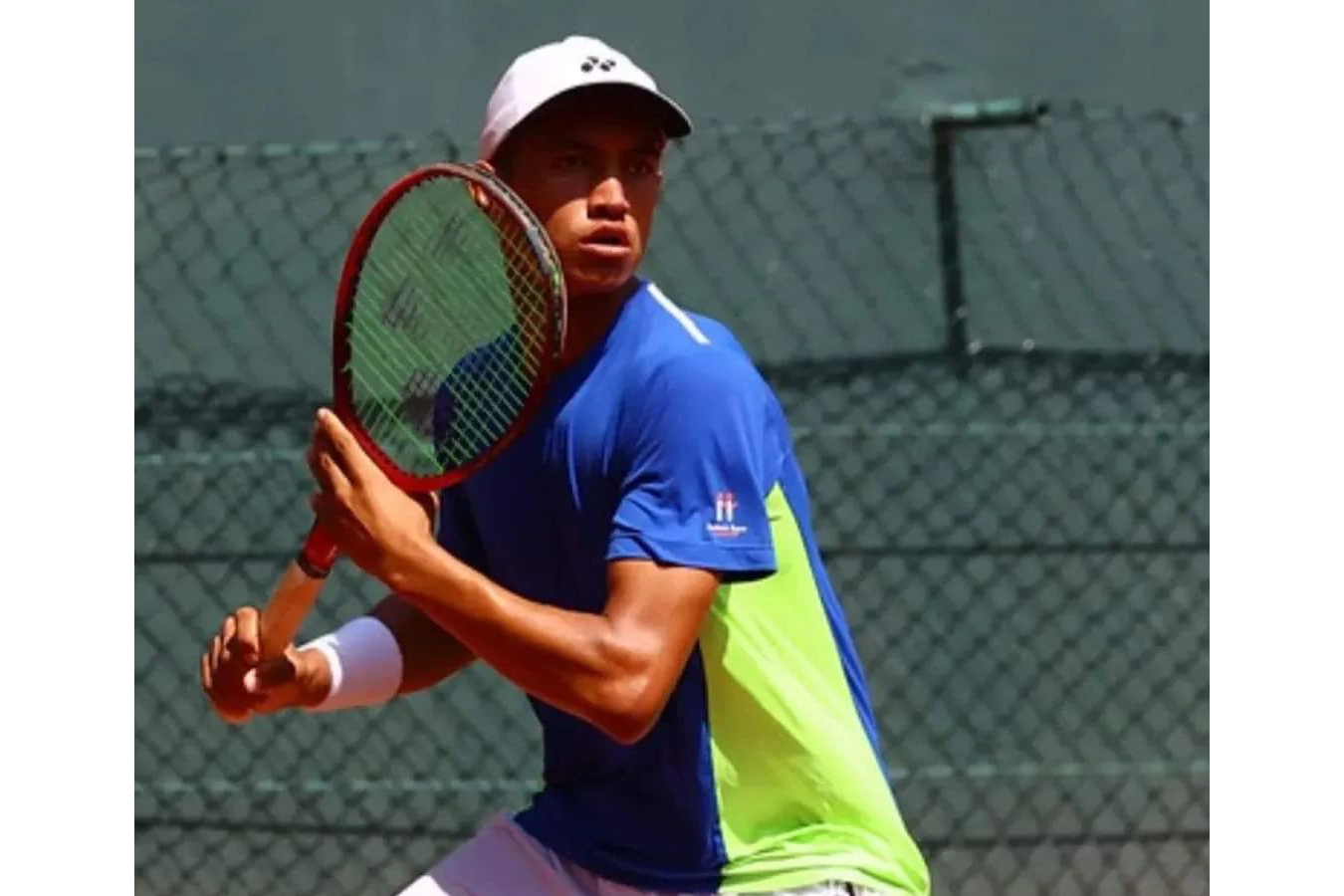 Tenista Gustavo Almeida