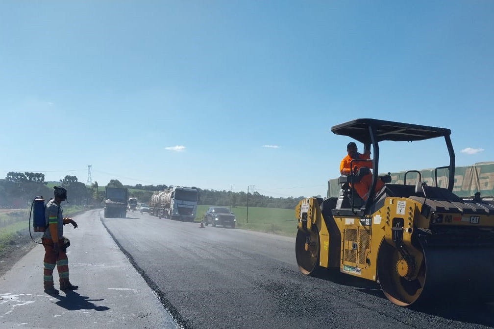 Rodovia entre Wenceslau Braz e Jaguariaíva começa a receber conservação