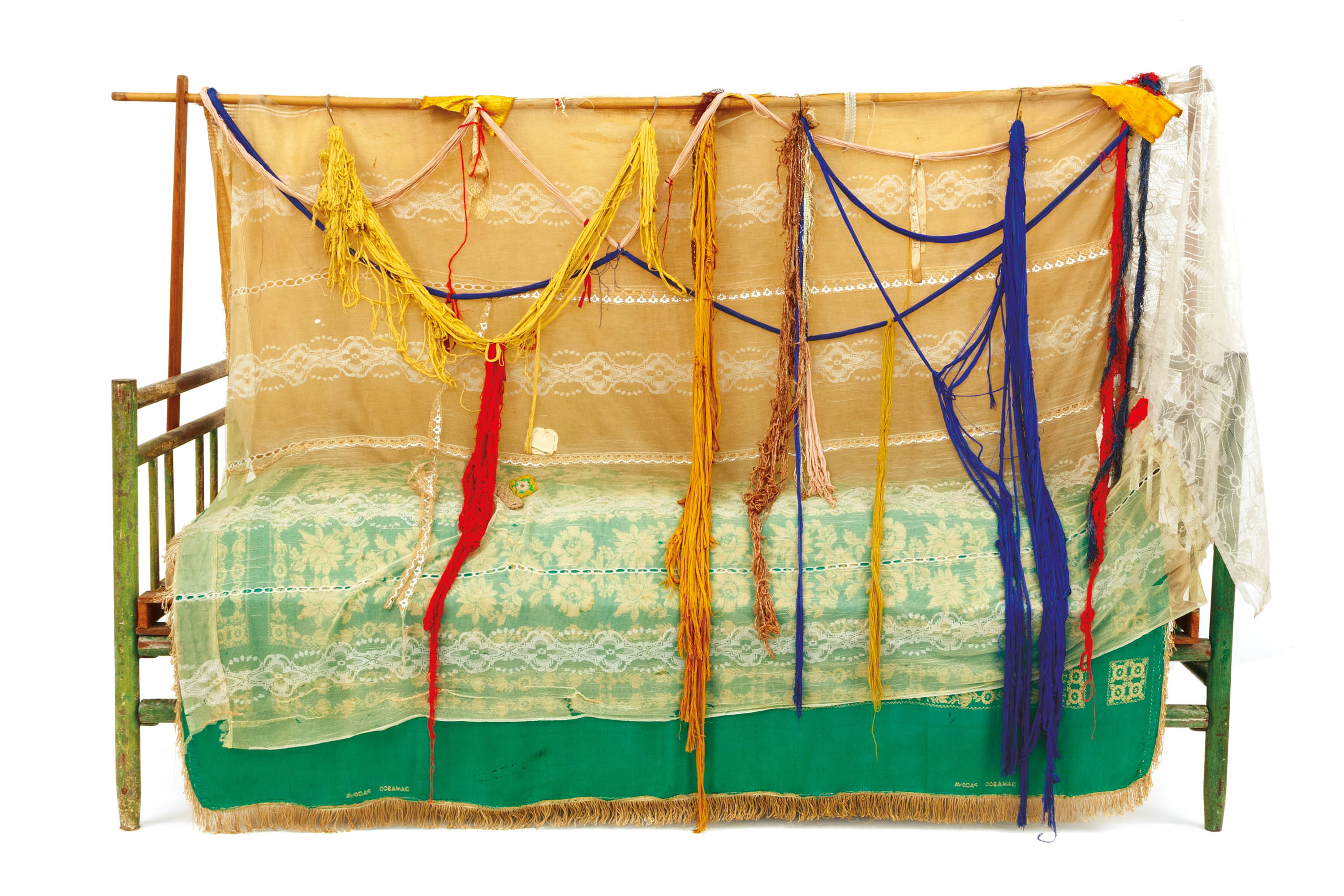 Museu Oscar Niemeyer abre nesta quarta-feira a exposição do artista Bispo do Rosário